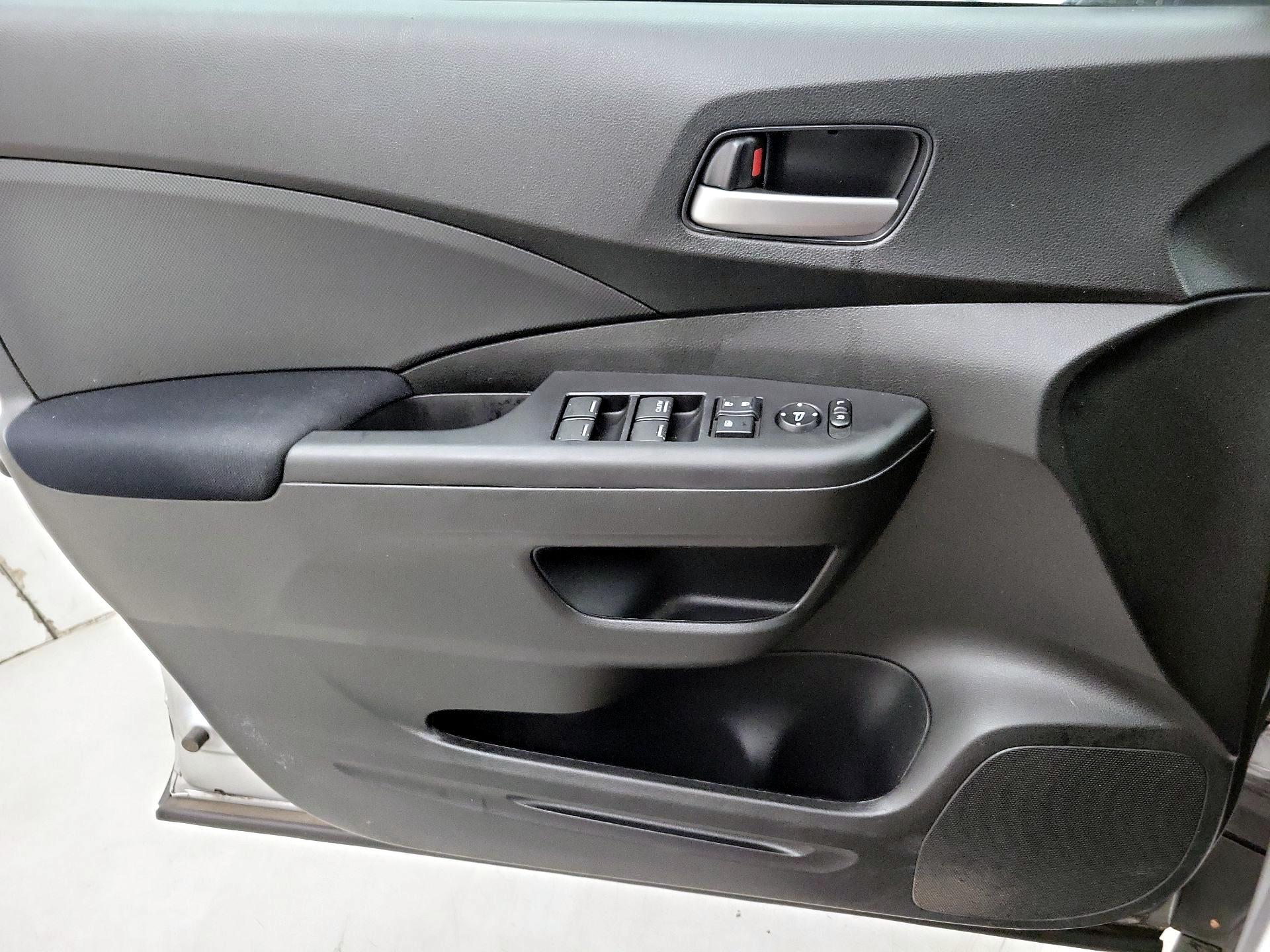 Thumbnail: 2016 Honda CR-V - 12