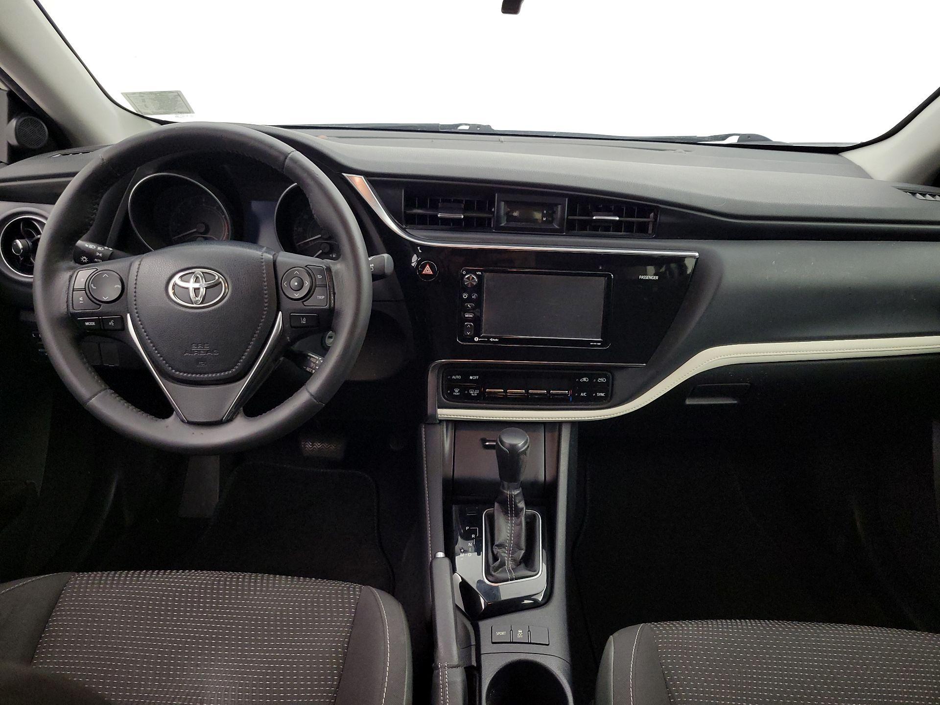 Thumbnail: 2017 Toyota Corolla iM - 9