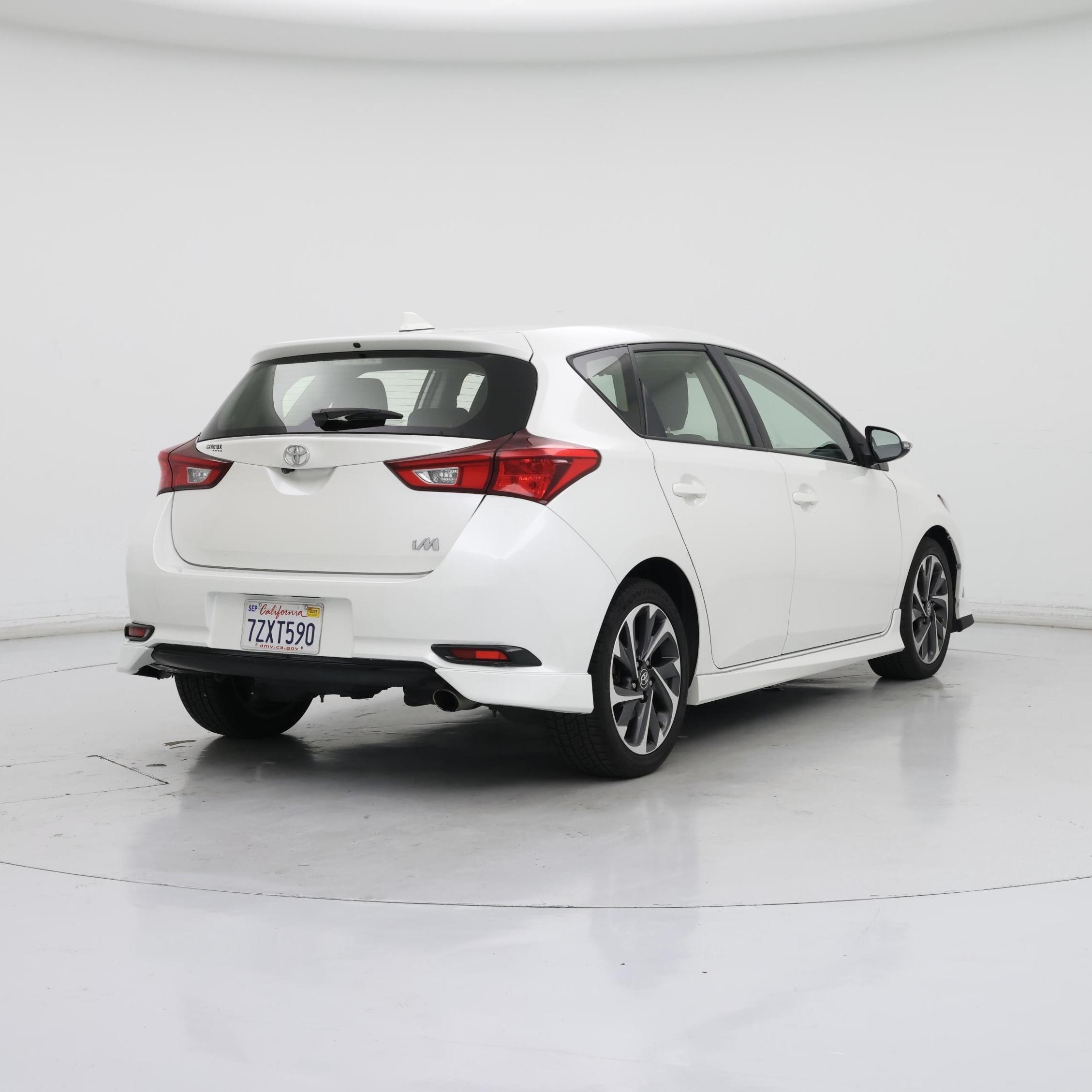 Thumbnail: 2017 Toyota Corolla iM - 8