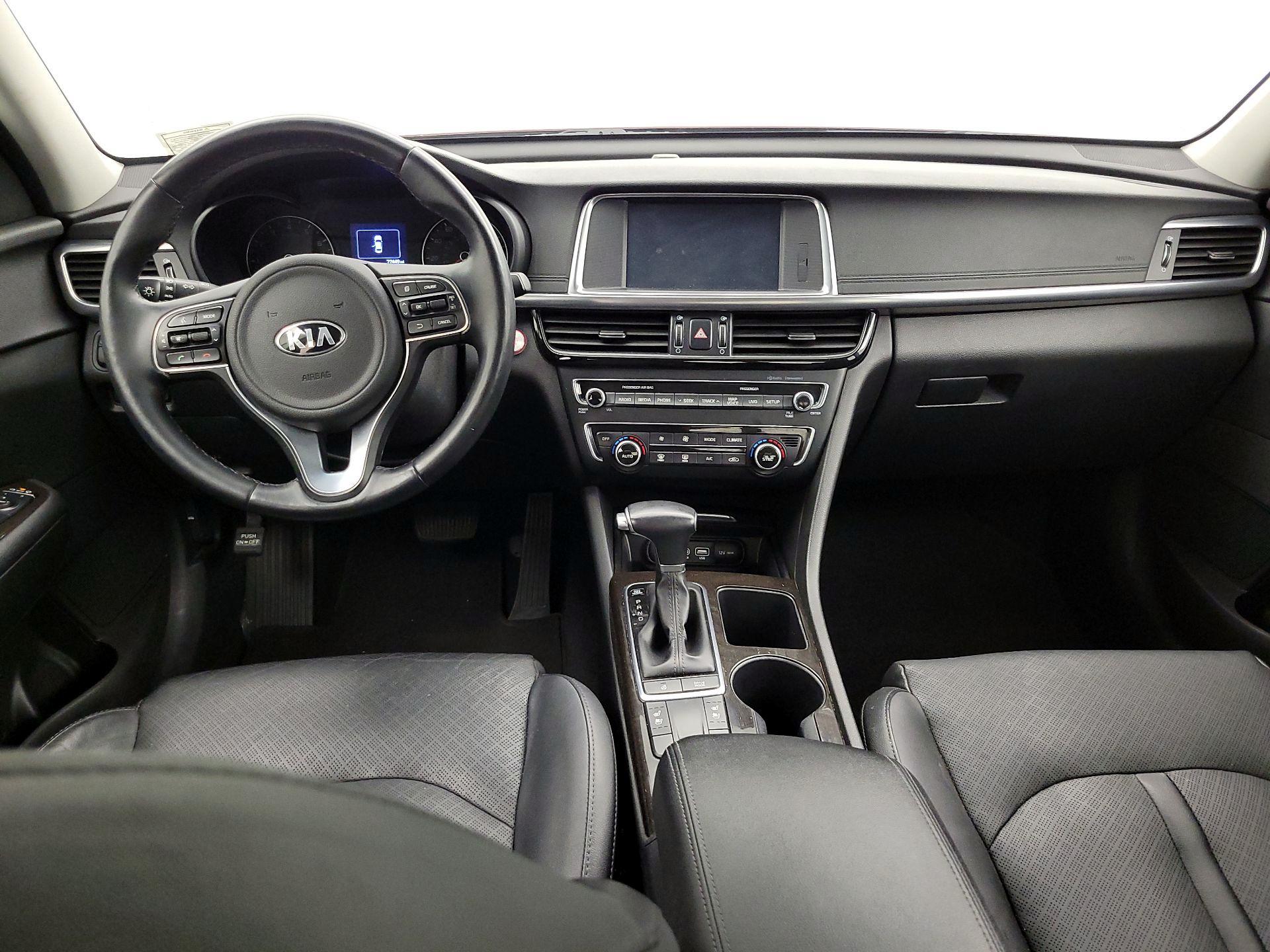 Thumbnail: 2016 Kia Optima - 9