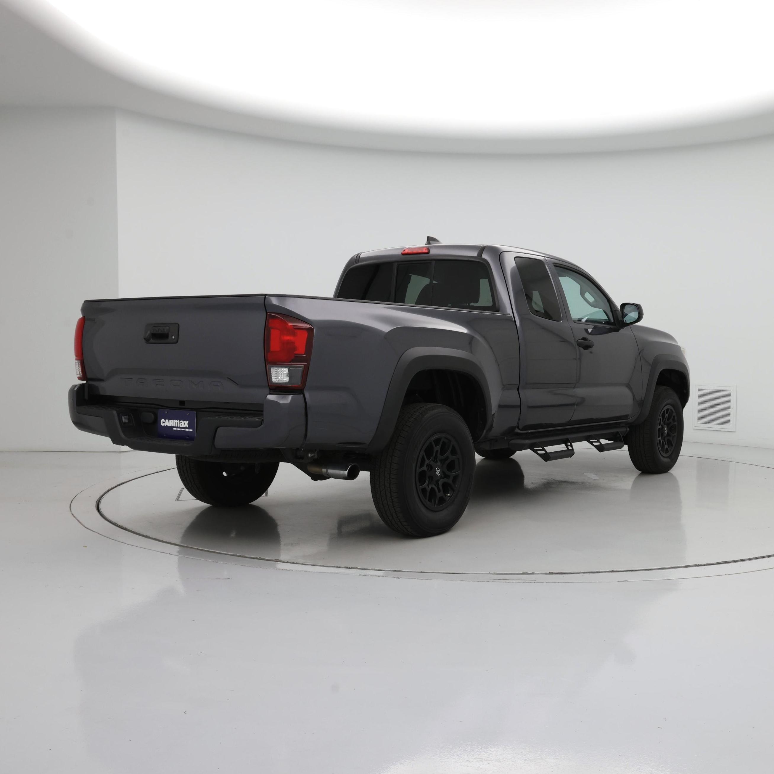 Thumbnail: 2020 Toyota Tacoma - 8