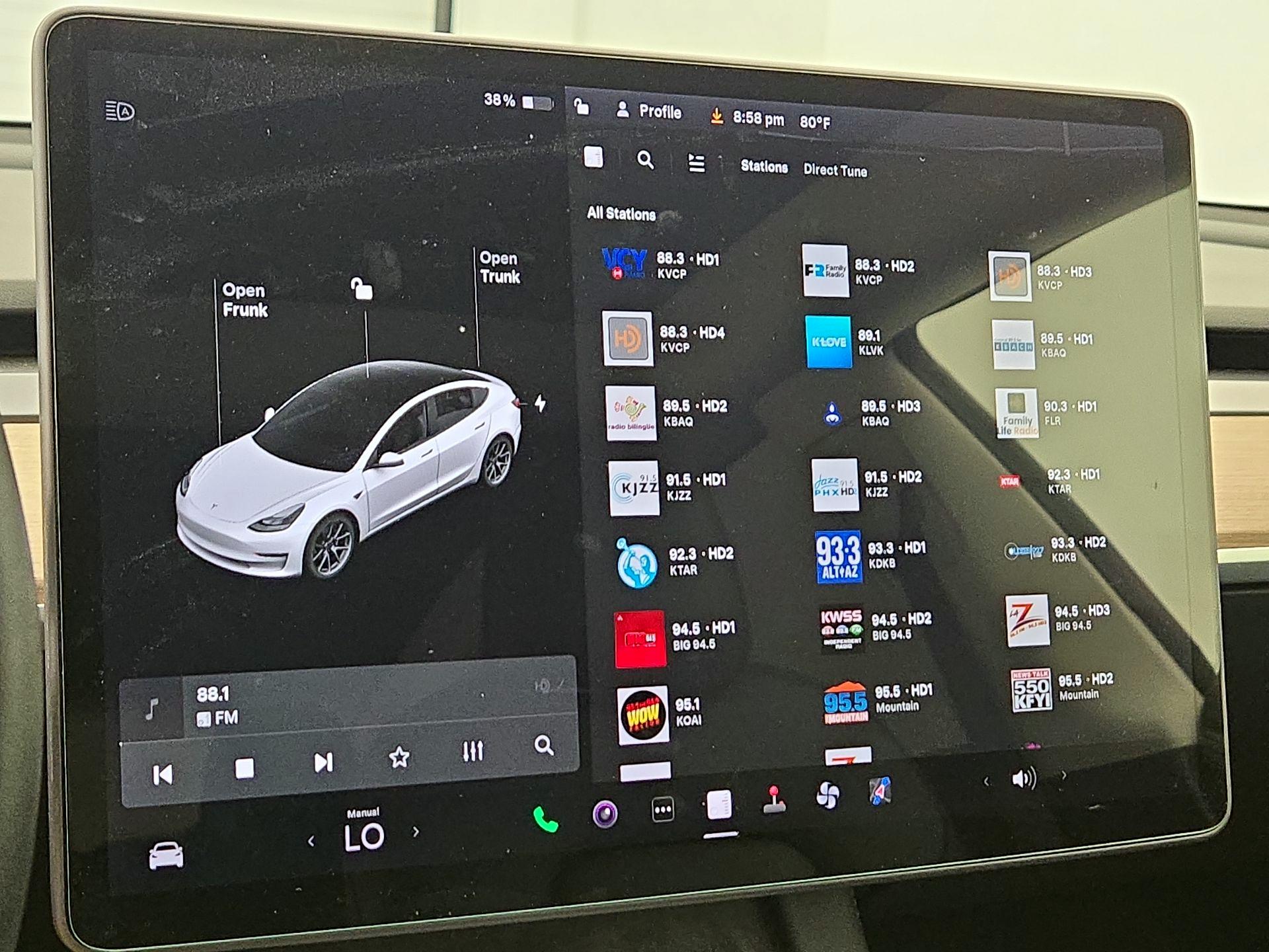 Thumbnail: 2021 Tesla Model 3 - 15