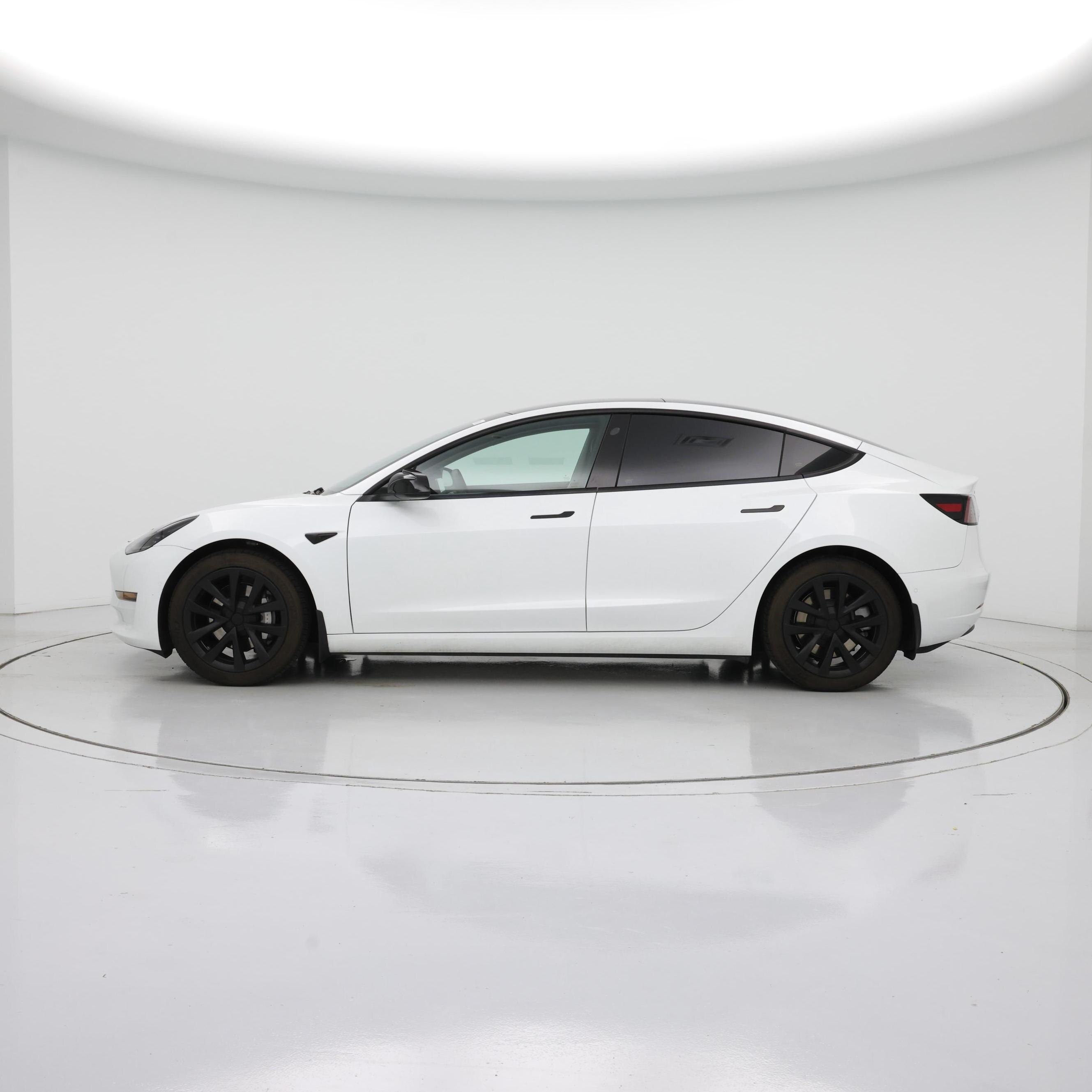 Thumbnail: 2021 Tesla Model 3 - 3