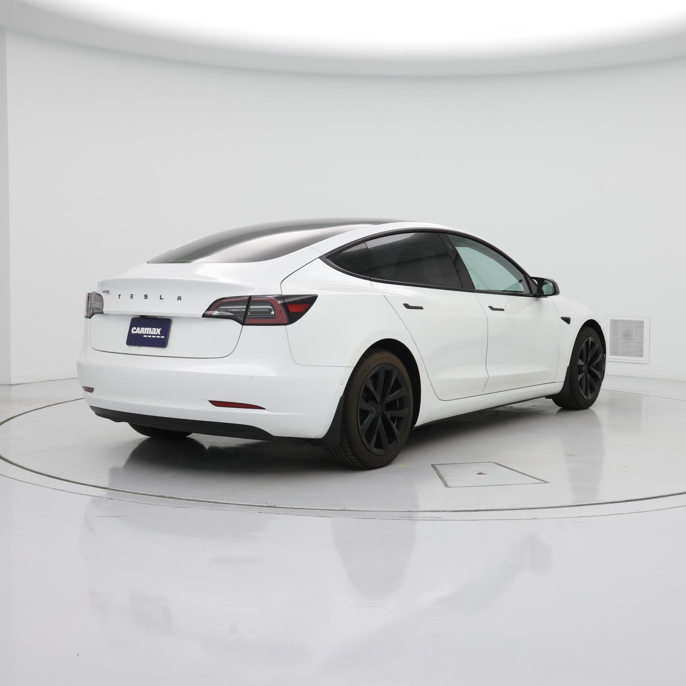 Thumbnail: 2021 Tesla Model 3 - 8