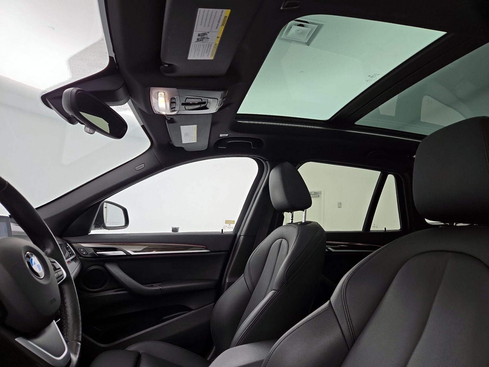 Thumbnail: 2020 BMW X1 - 20