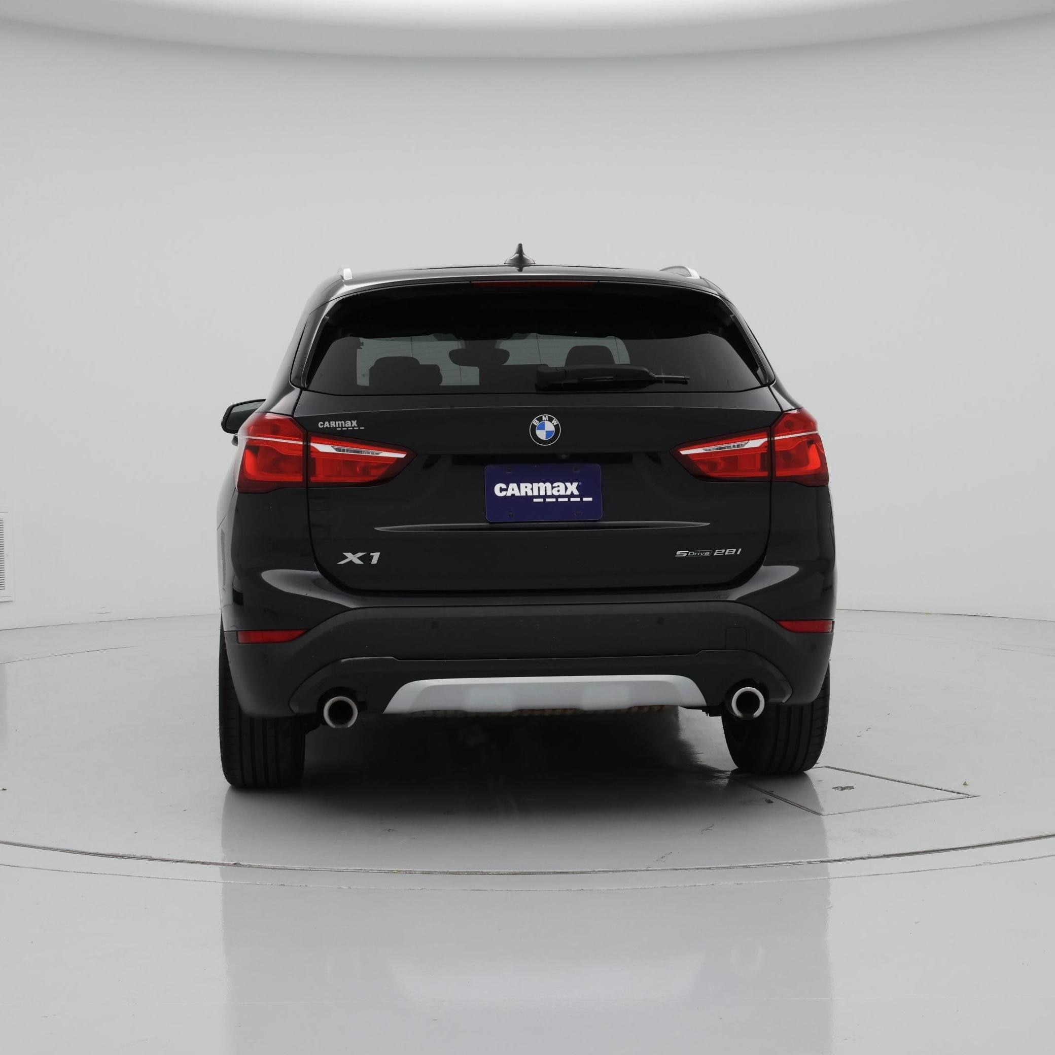 Thumbnail: 2020 BMW X1 - 6