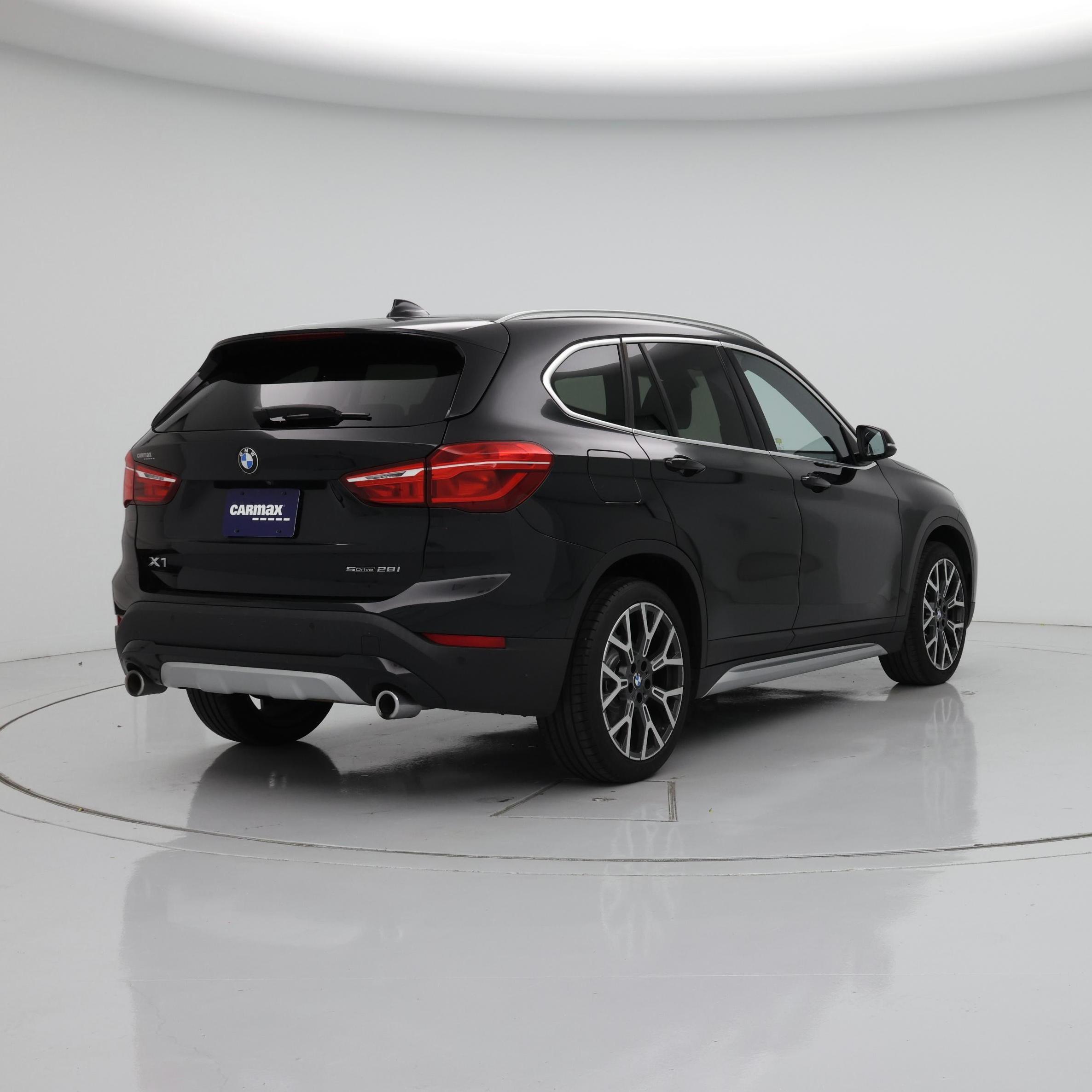 Thumbnail: 2020 BMW X1 - 8