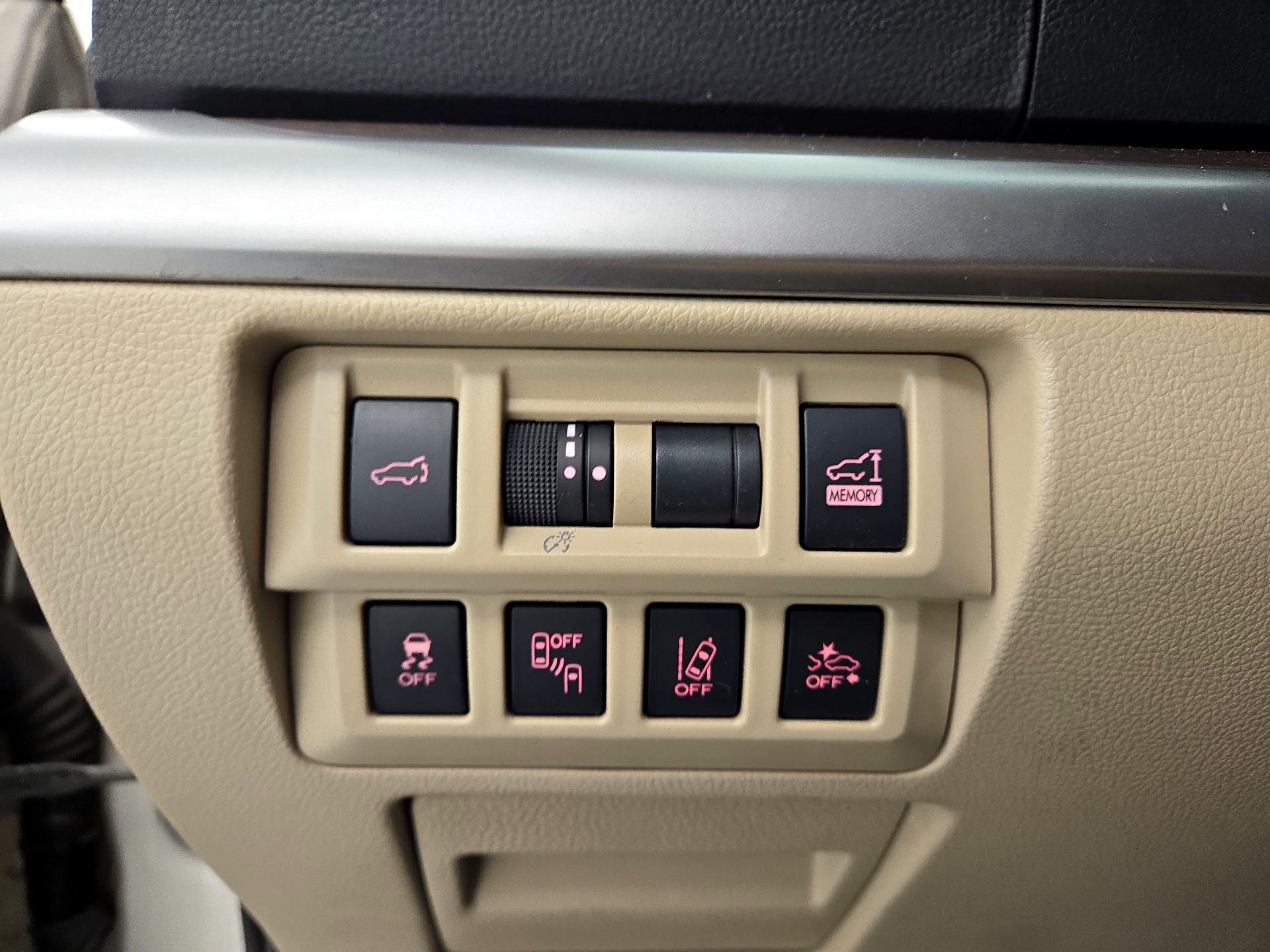 Thumbnail: 2019 Subaru Outback - 13