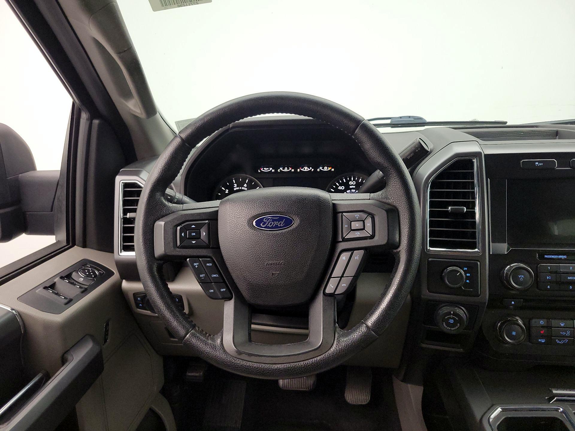 Thumbnail: 2016 Ford F-150 - 10