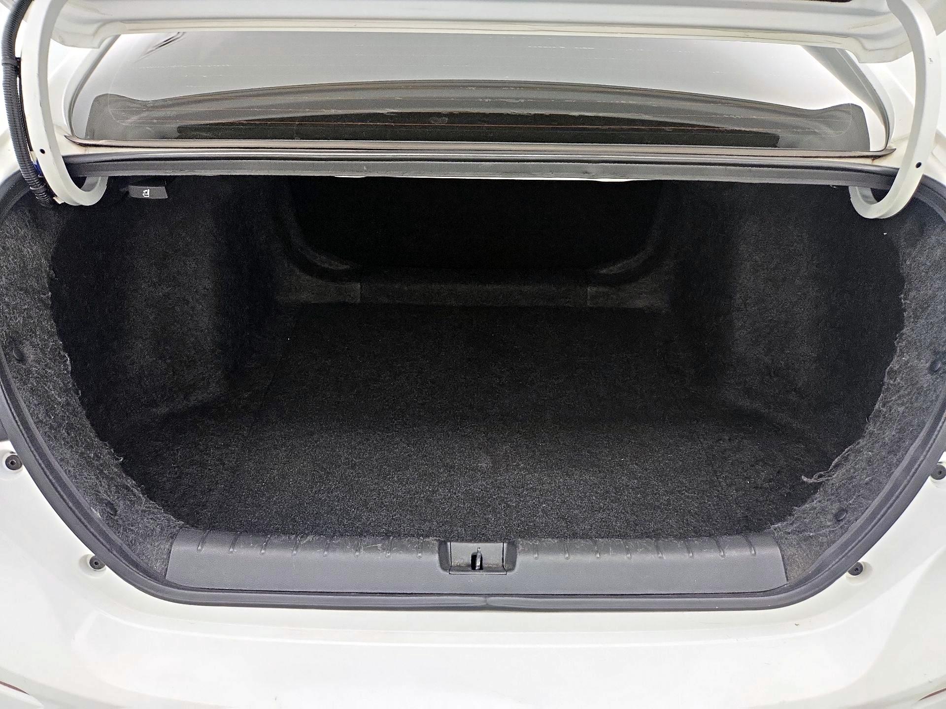 Thumbnail: 2019 Honda Insight - 20