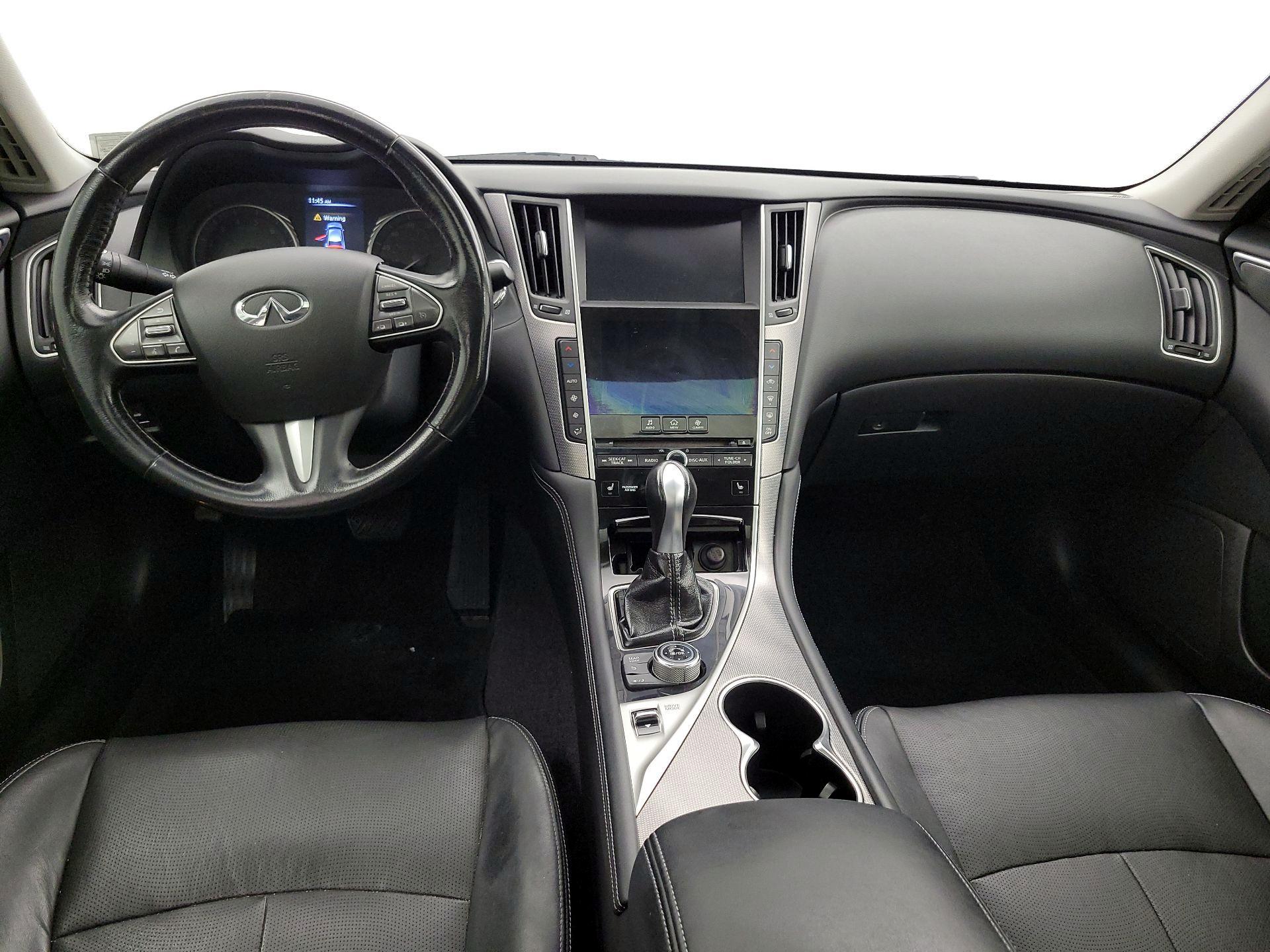 Thumbnail: 2015 INFINITI Q50 - 9