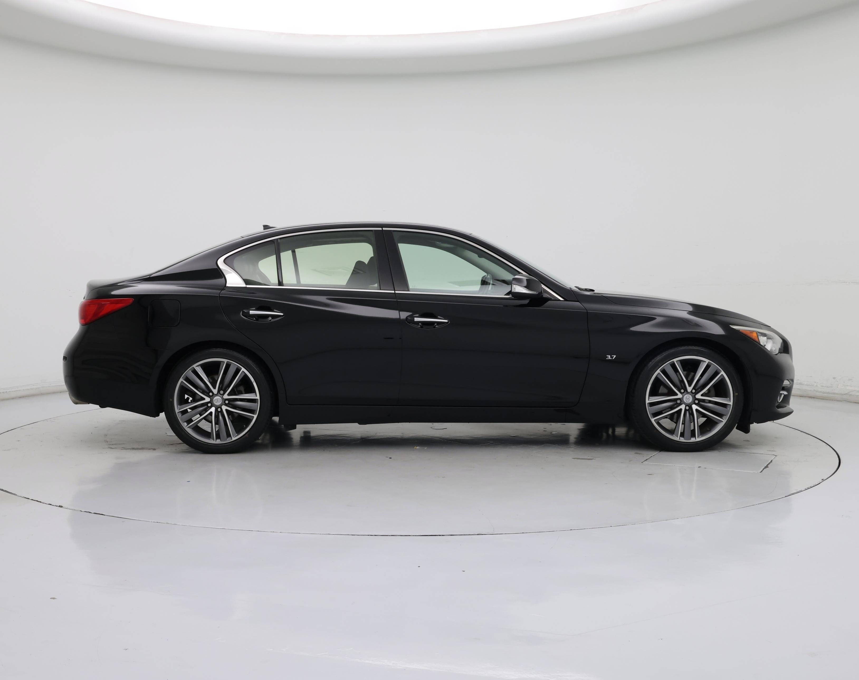 Thumbnail: 2015 INFINITI Q50 - 7