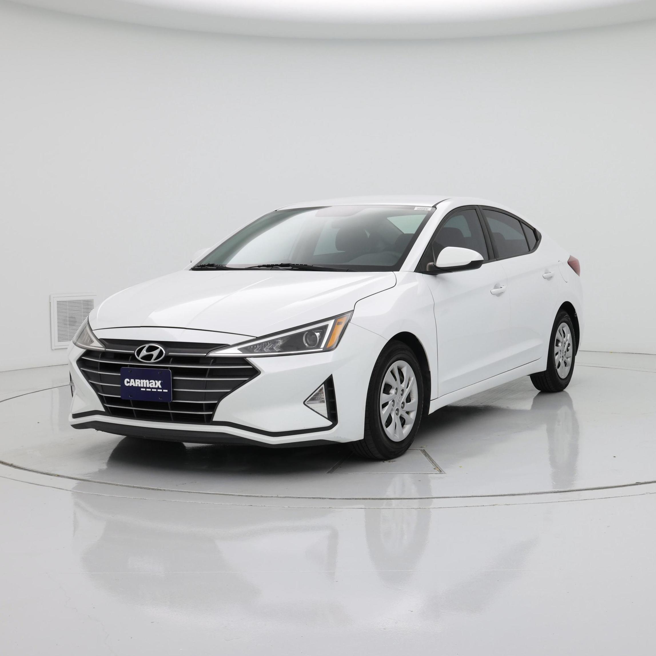 Thumbnail: 2019 Hyundai Elantra - 4