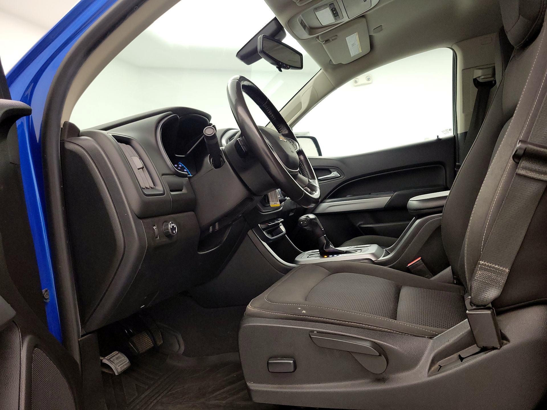 Thumbnail: 2019 Chevrolet Colorado - 11
