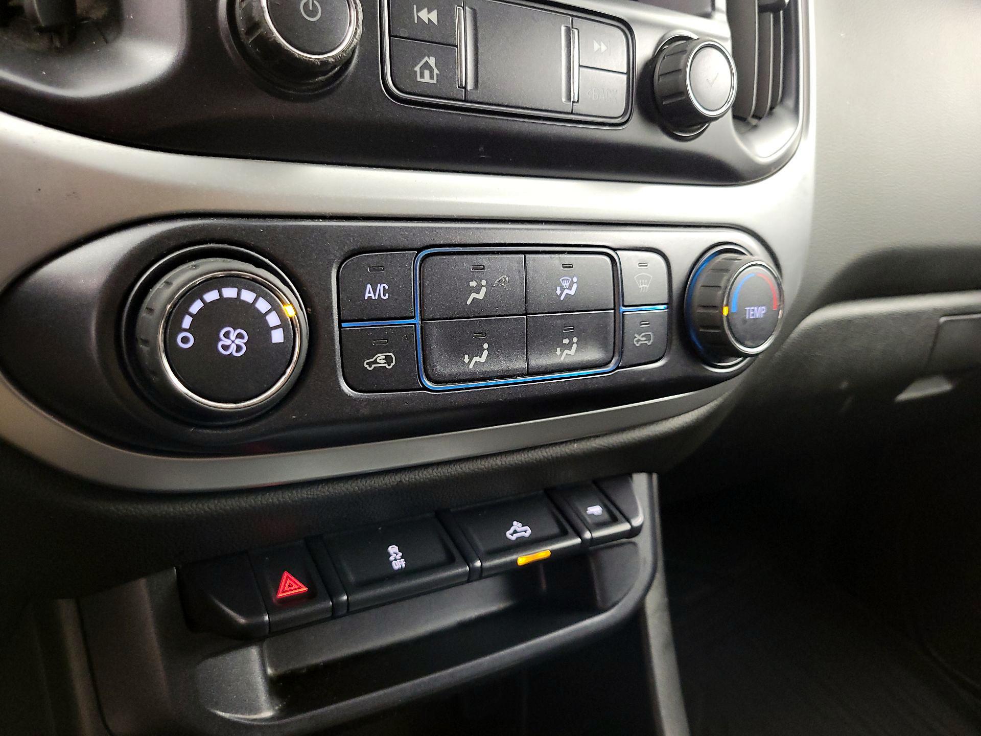 Thumbnail: 2019 Chevrolet Colorado - 16