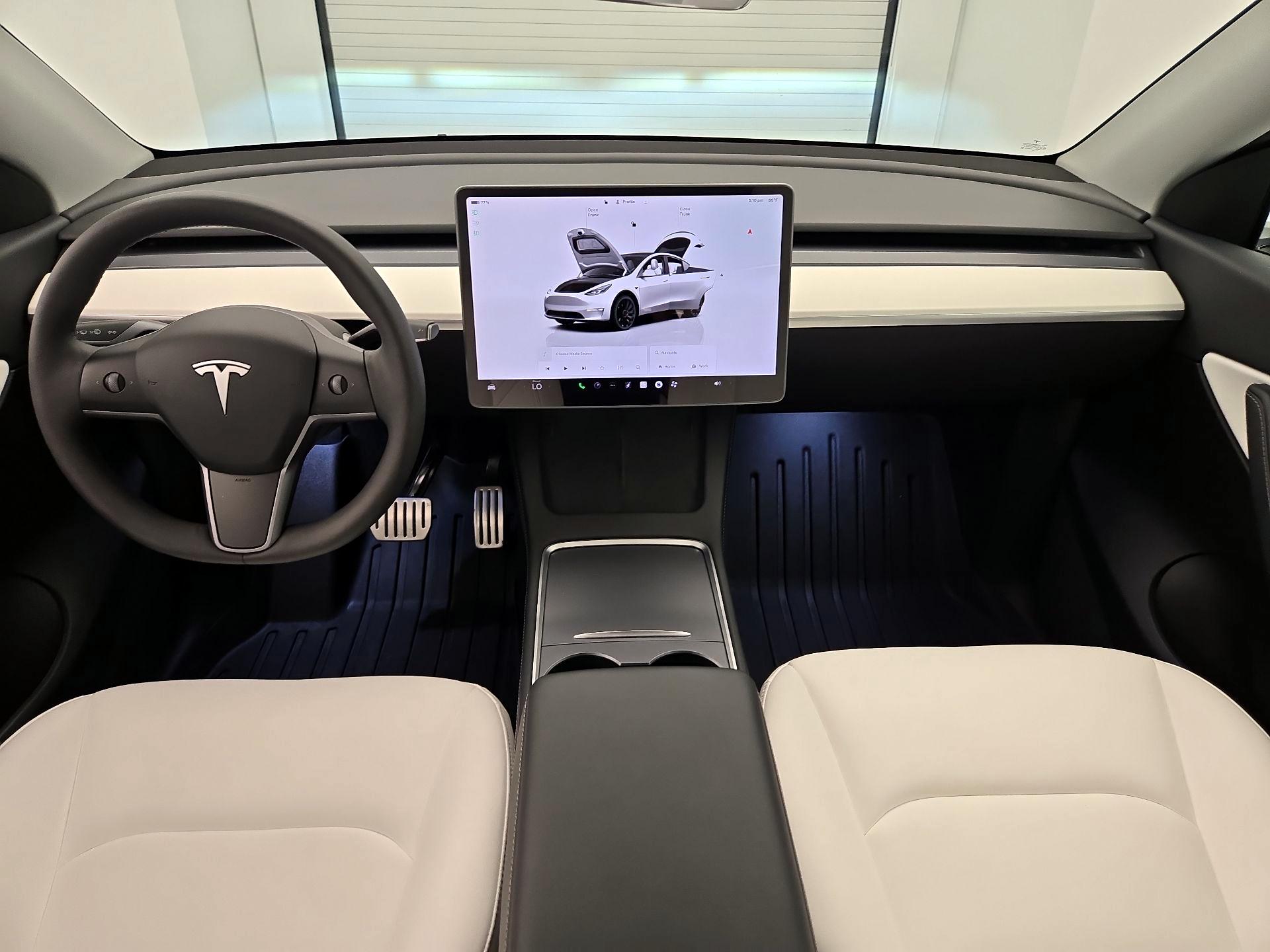 Thumbnail: 2022 Tesla Model Y - 9