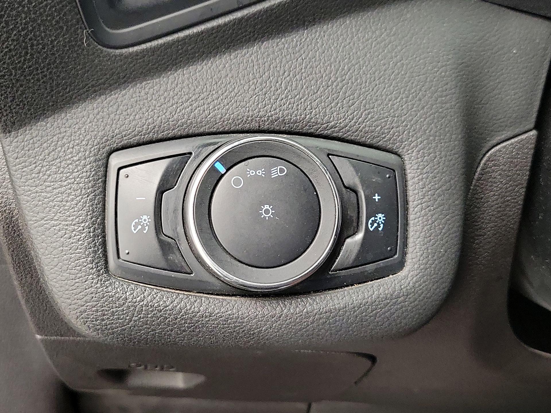 Thumbnail: 2014 Ford Escape - 13