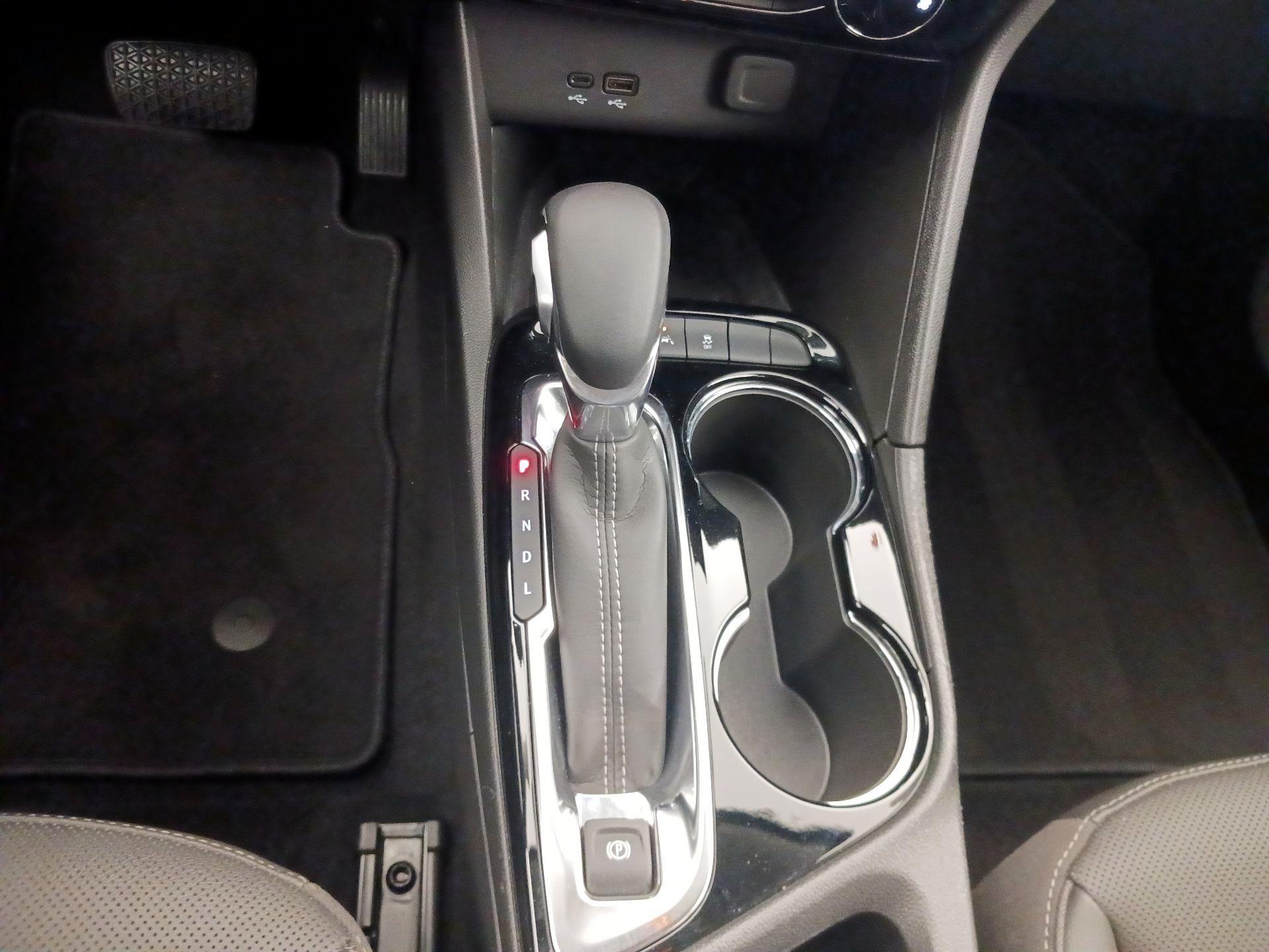Thumbnail: 2024 Buick Encore GX - 17