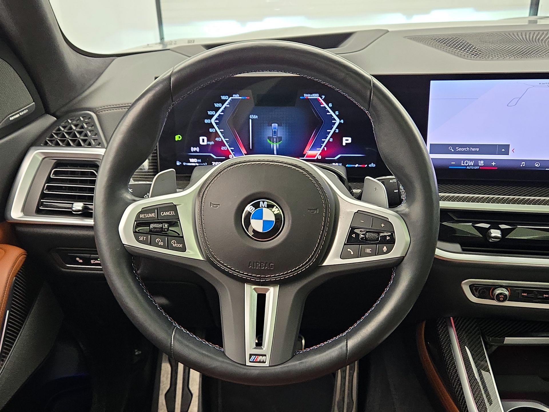 Thumbnail: 2024 BMW X7 - 10