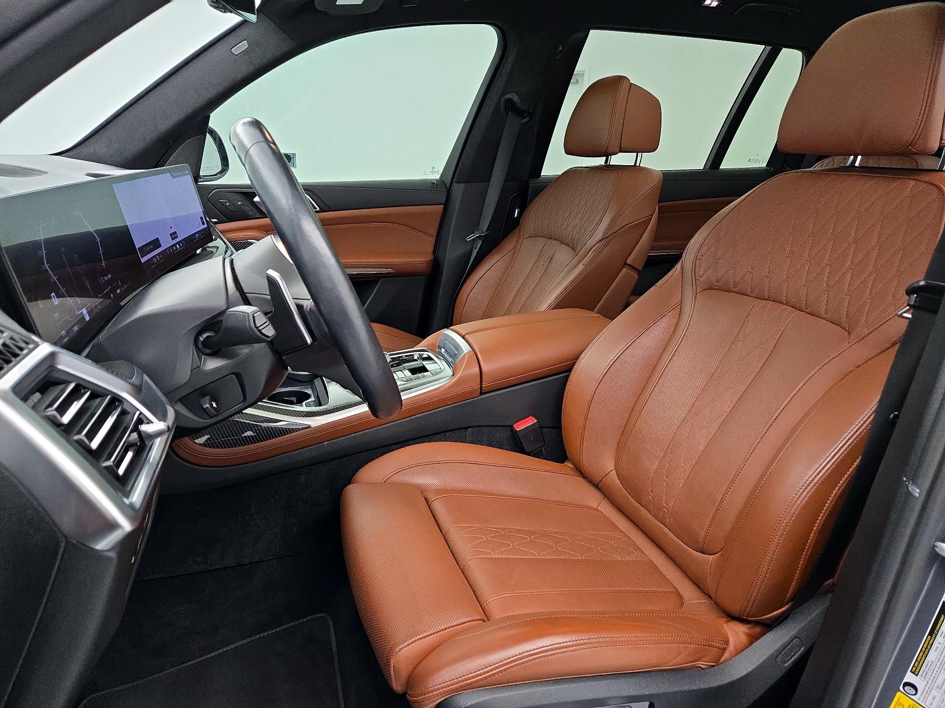 Thumbnail: 2024 BMW X7 - 11