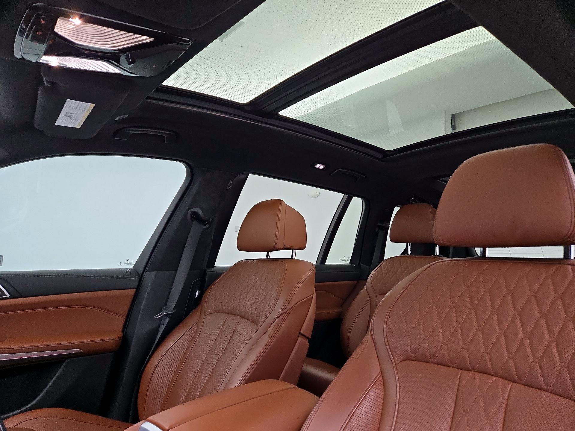 Thumbnail: 2024 BMW X7 - 20