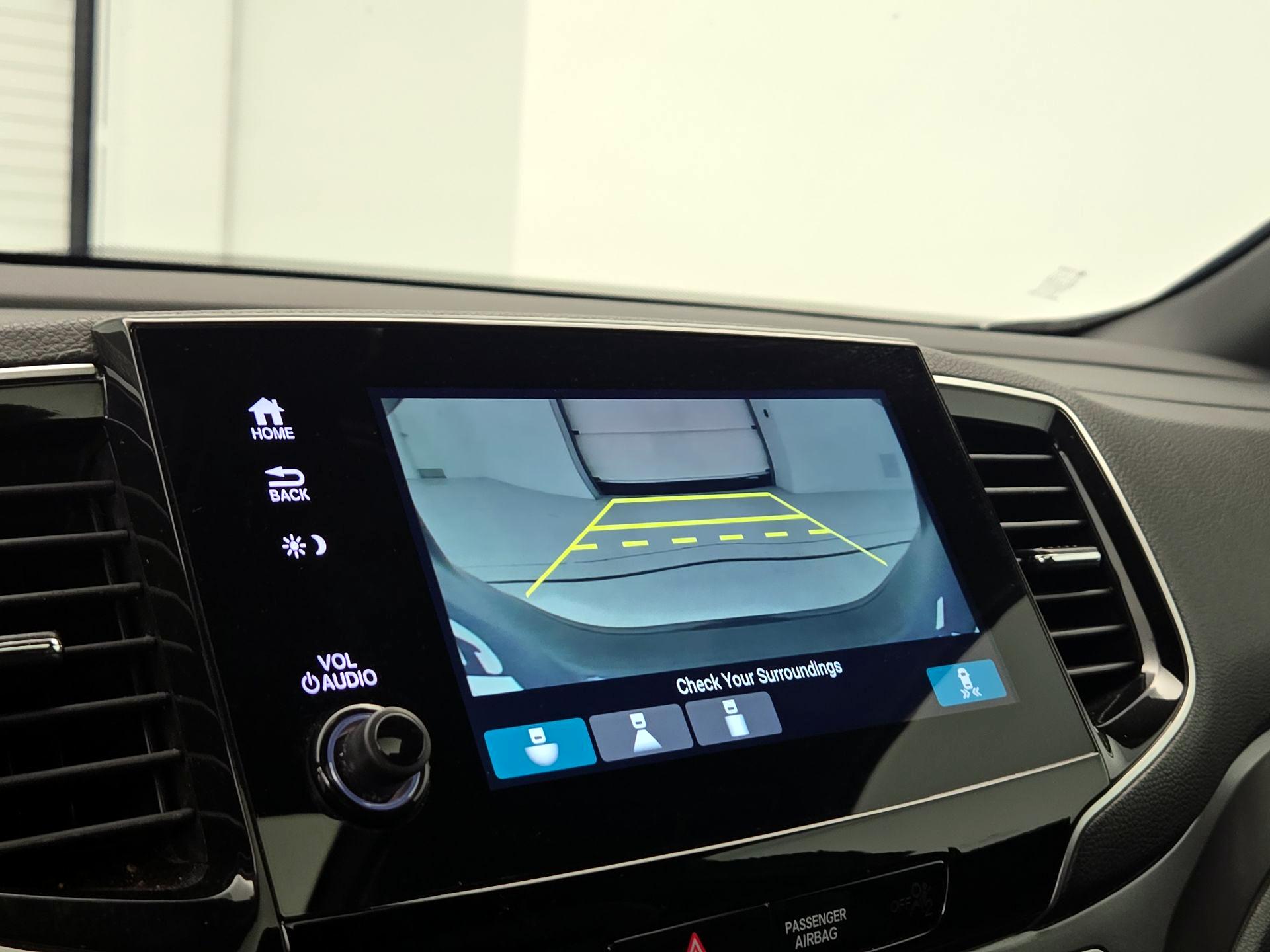 Thumbnail: 2020 Honda Passport - 14