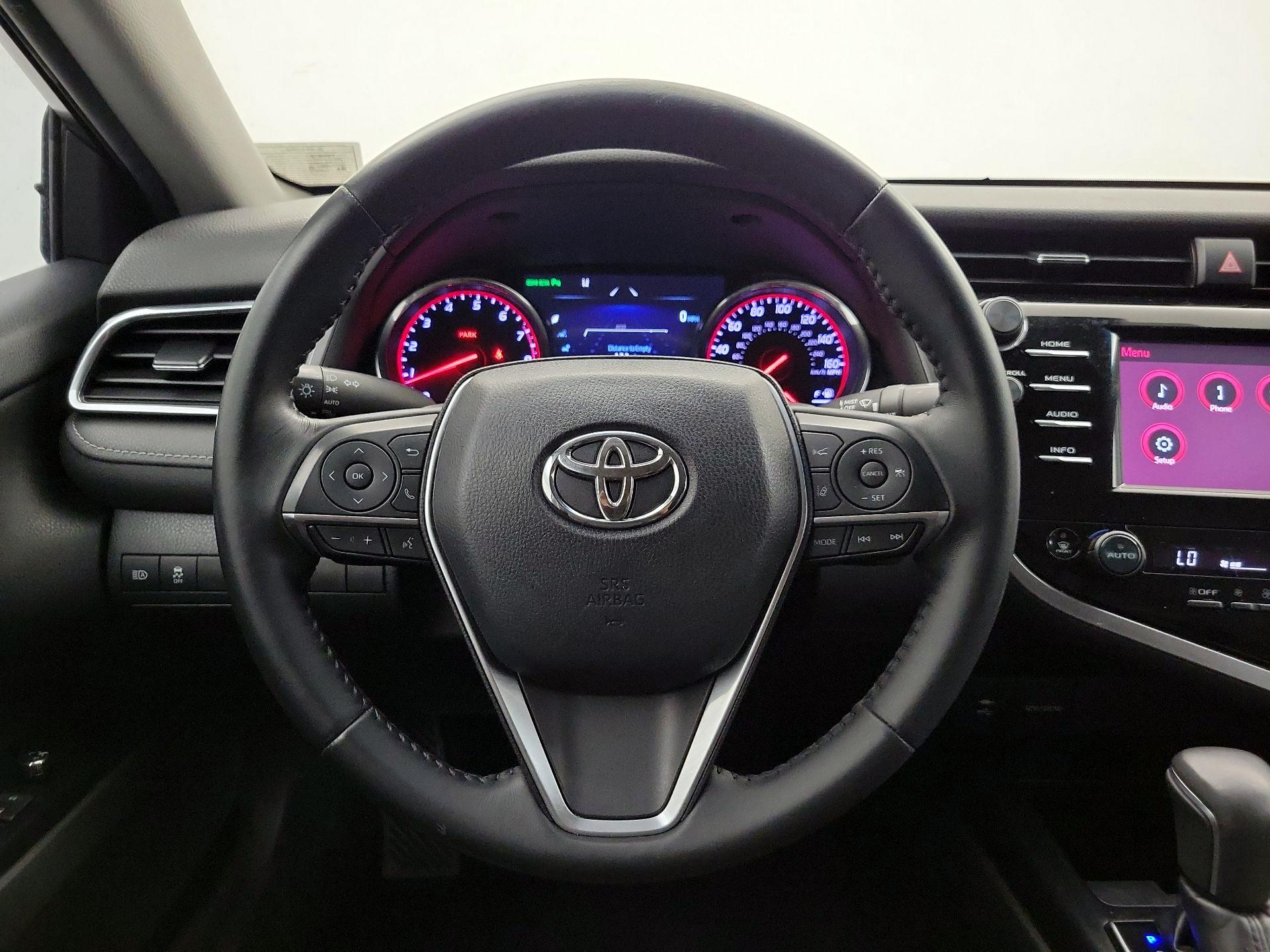 Thumbnail: 2018 Toyota Camry - 10