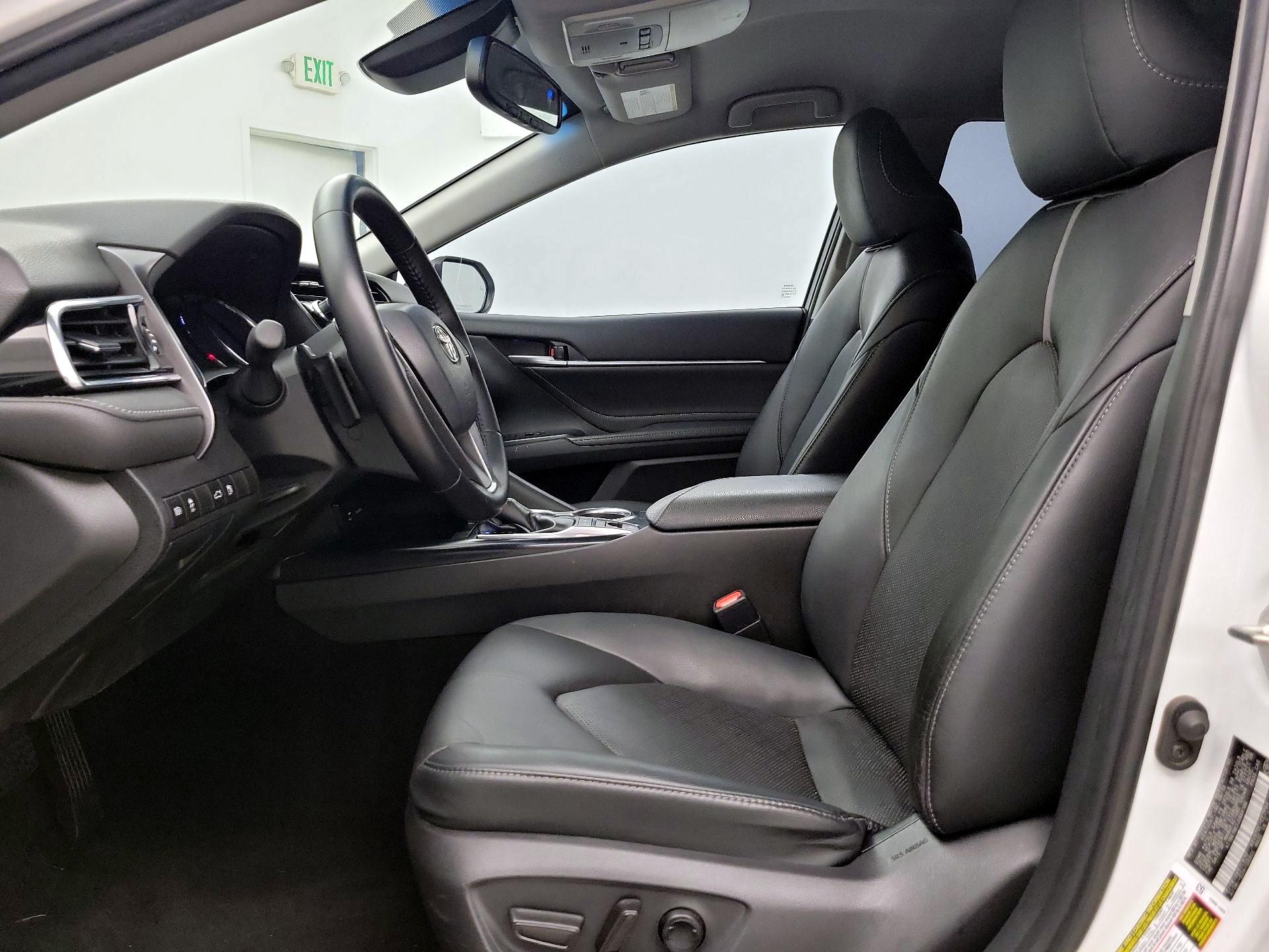 Thumbnail: 2018 Toyota Camry - 11