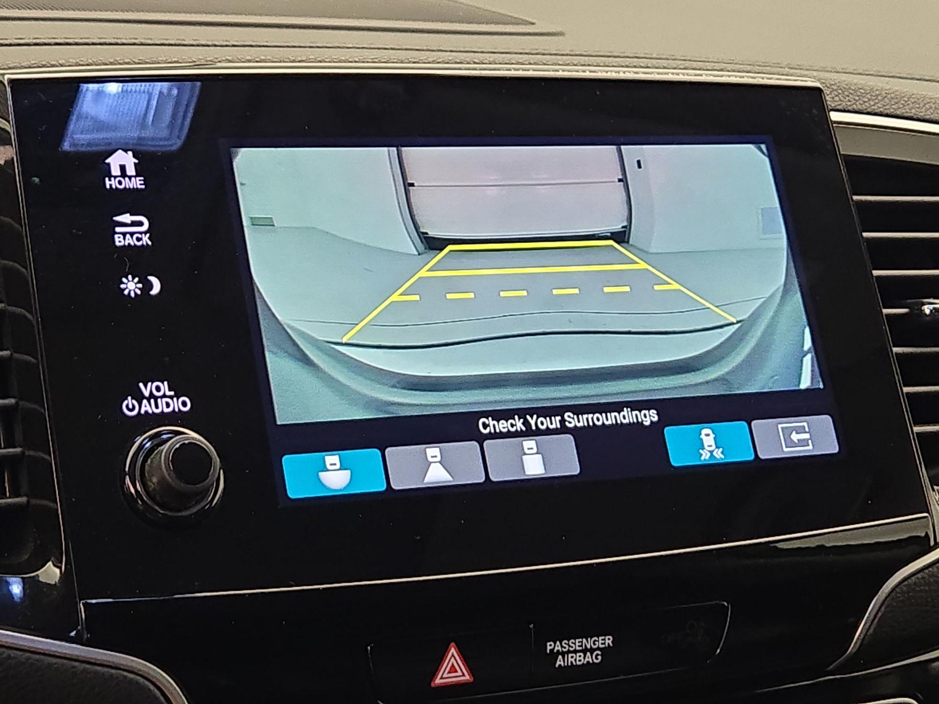 Thumbnail: 2021 Honda Pilot - 15
