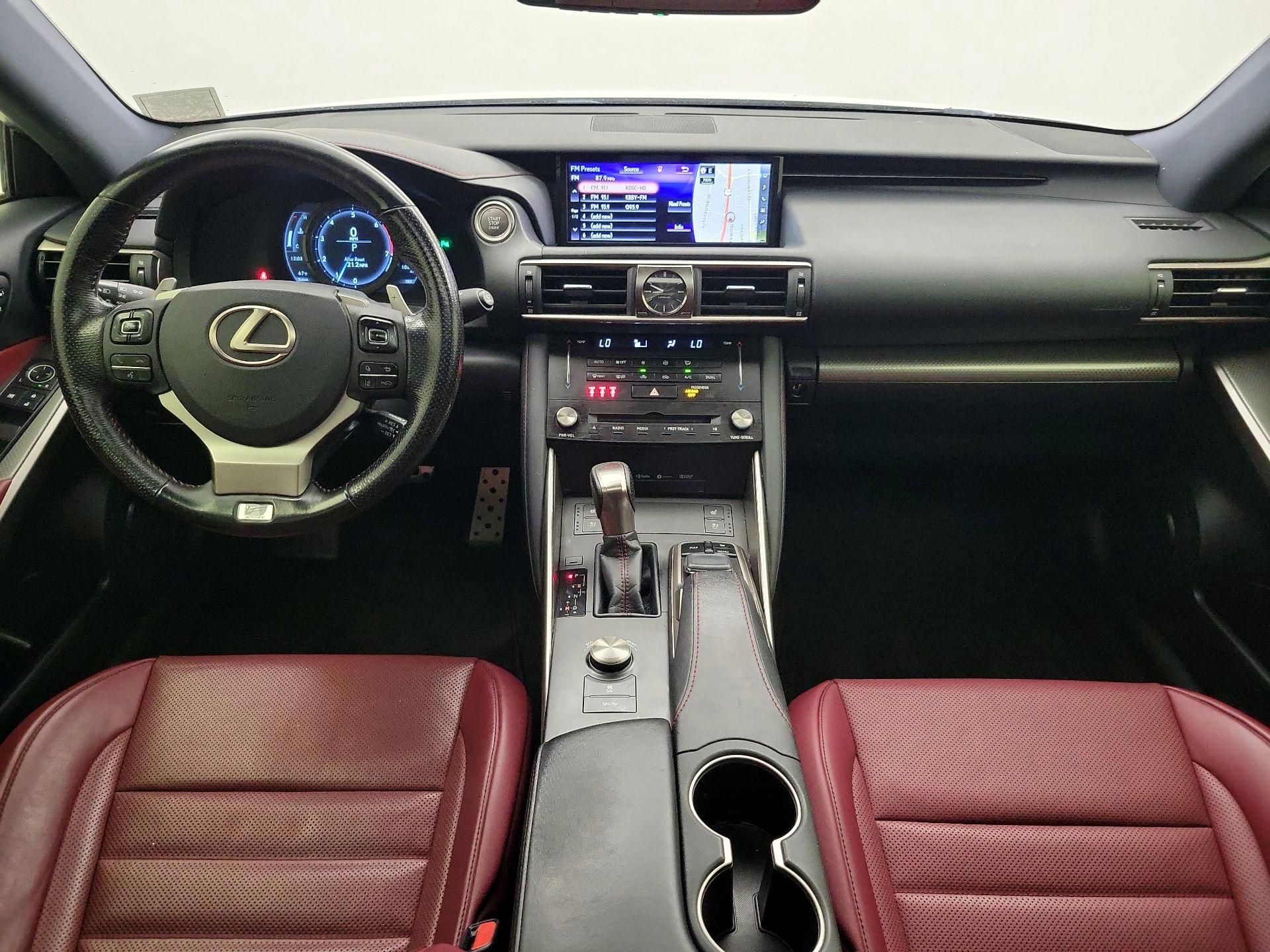 Thumbnail: 2018 Lexus IS - 9