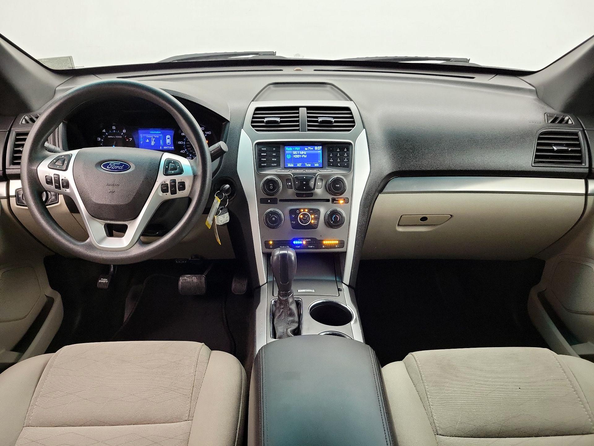 Thumbnail: 2014 Ford Explorer - 9