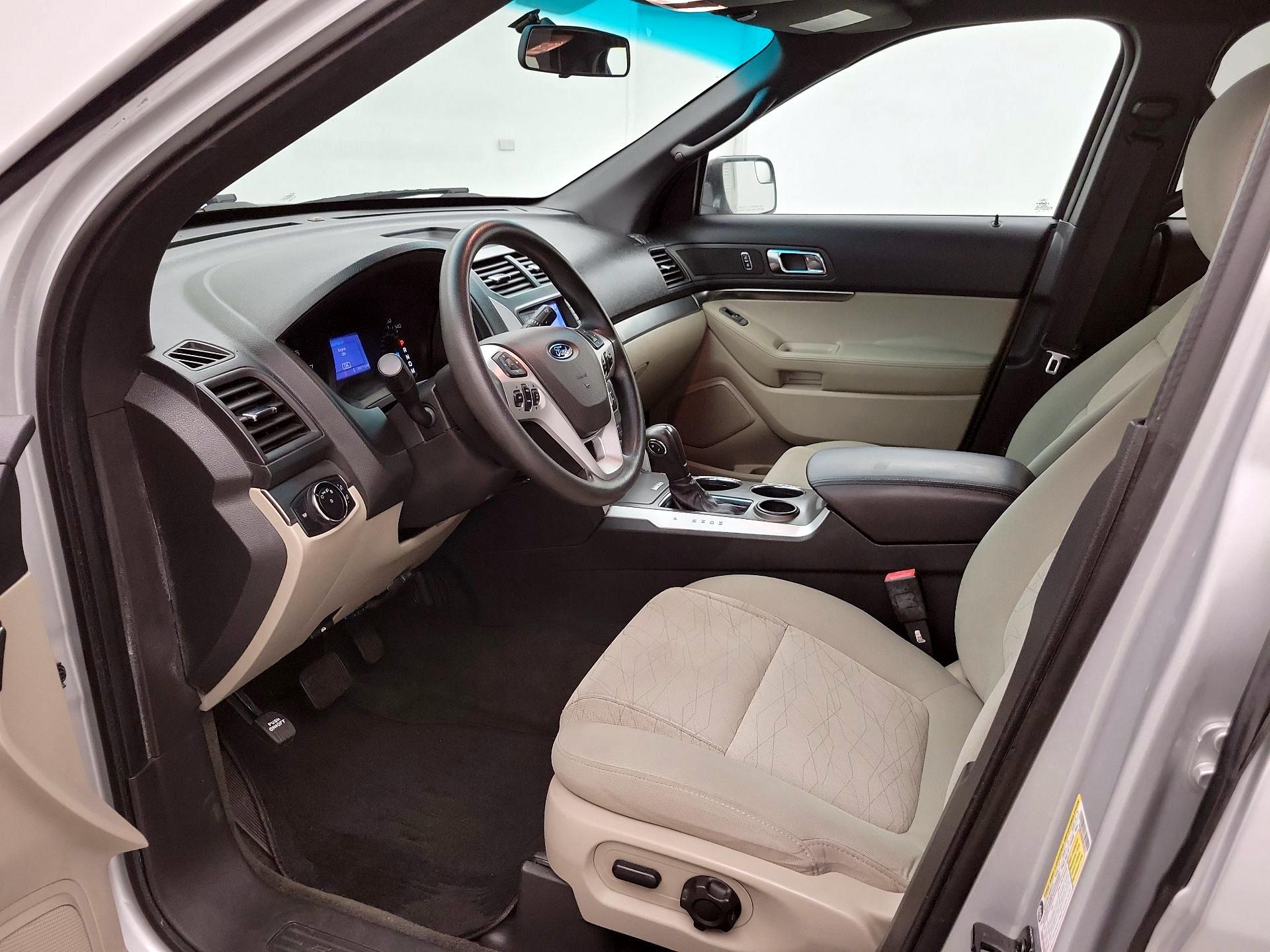Thumbnail: 2014 Ford Explorer - 11