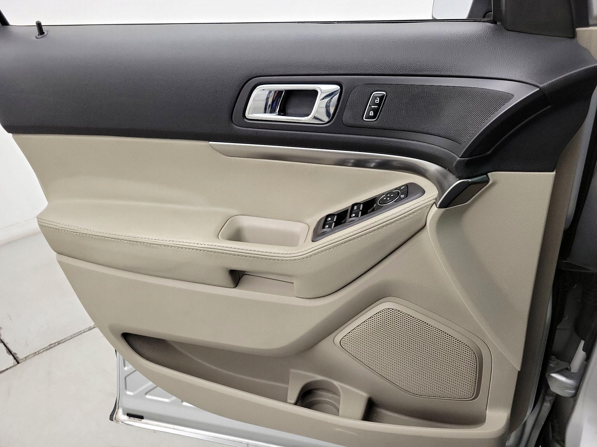 Thumbnail: 2014 Ford Explorer - 12
