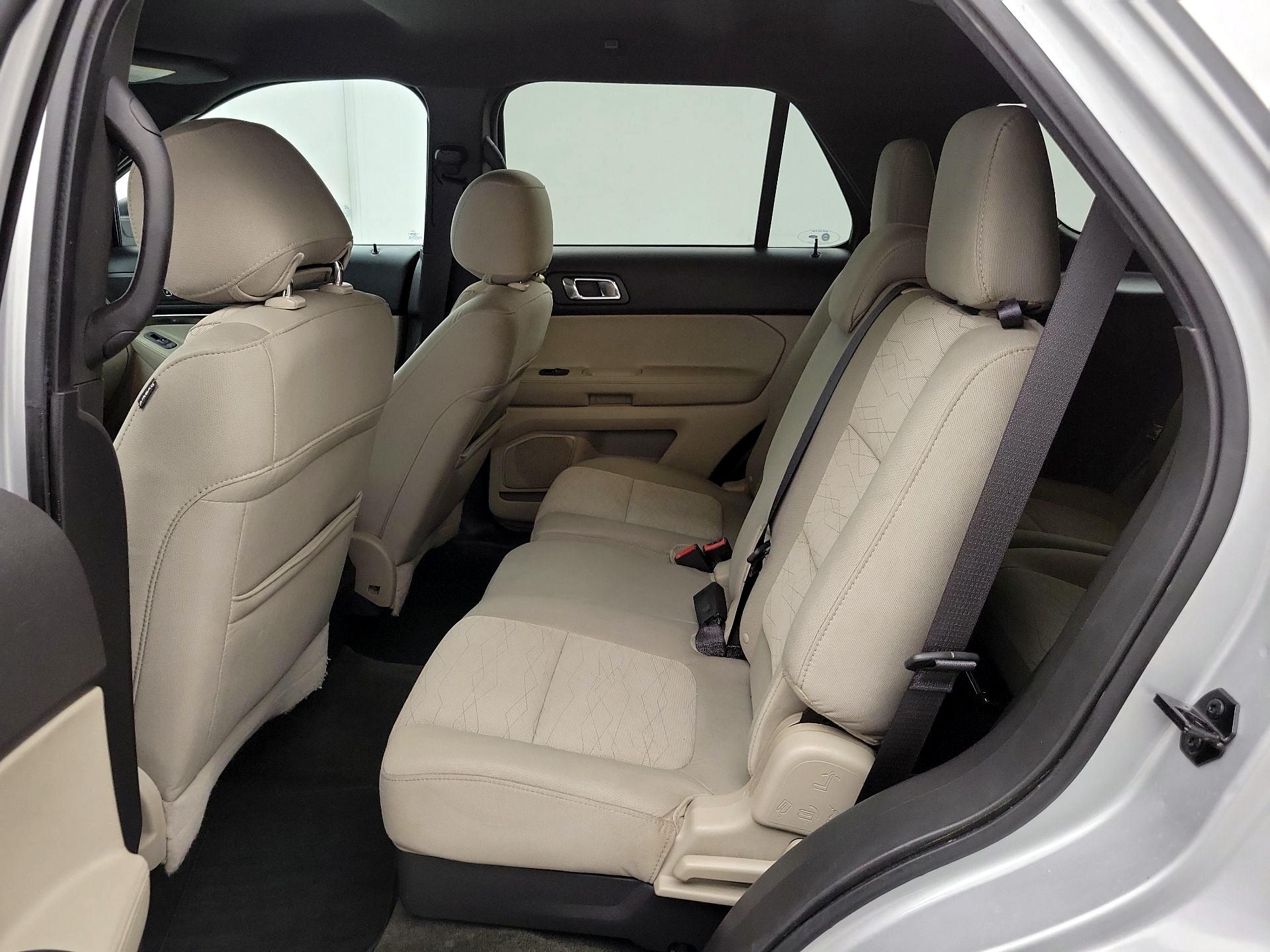 Thumbnail: 2014 Ford Explorer - 18