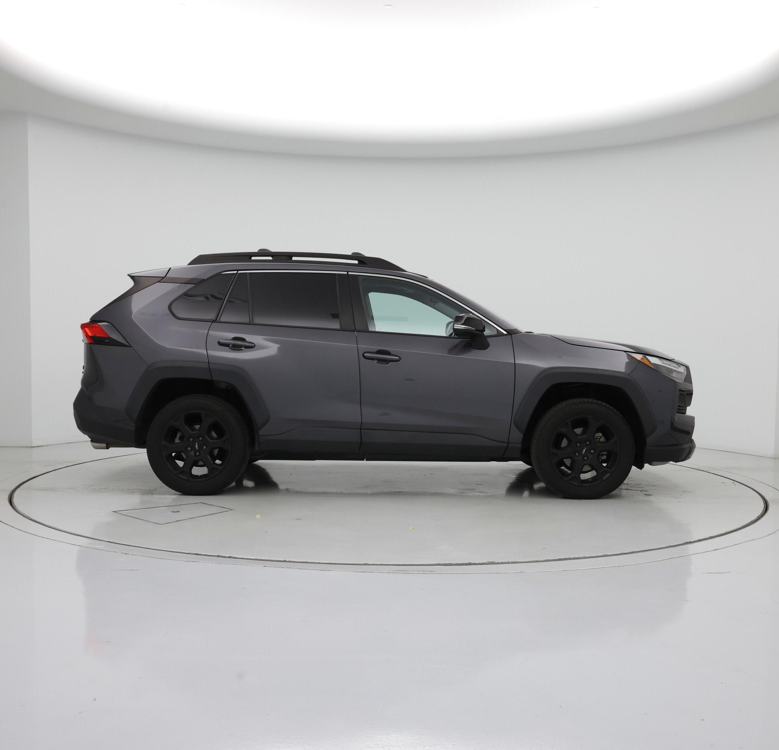 Thumbnail: 2022 Toyota RAV4 - 7