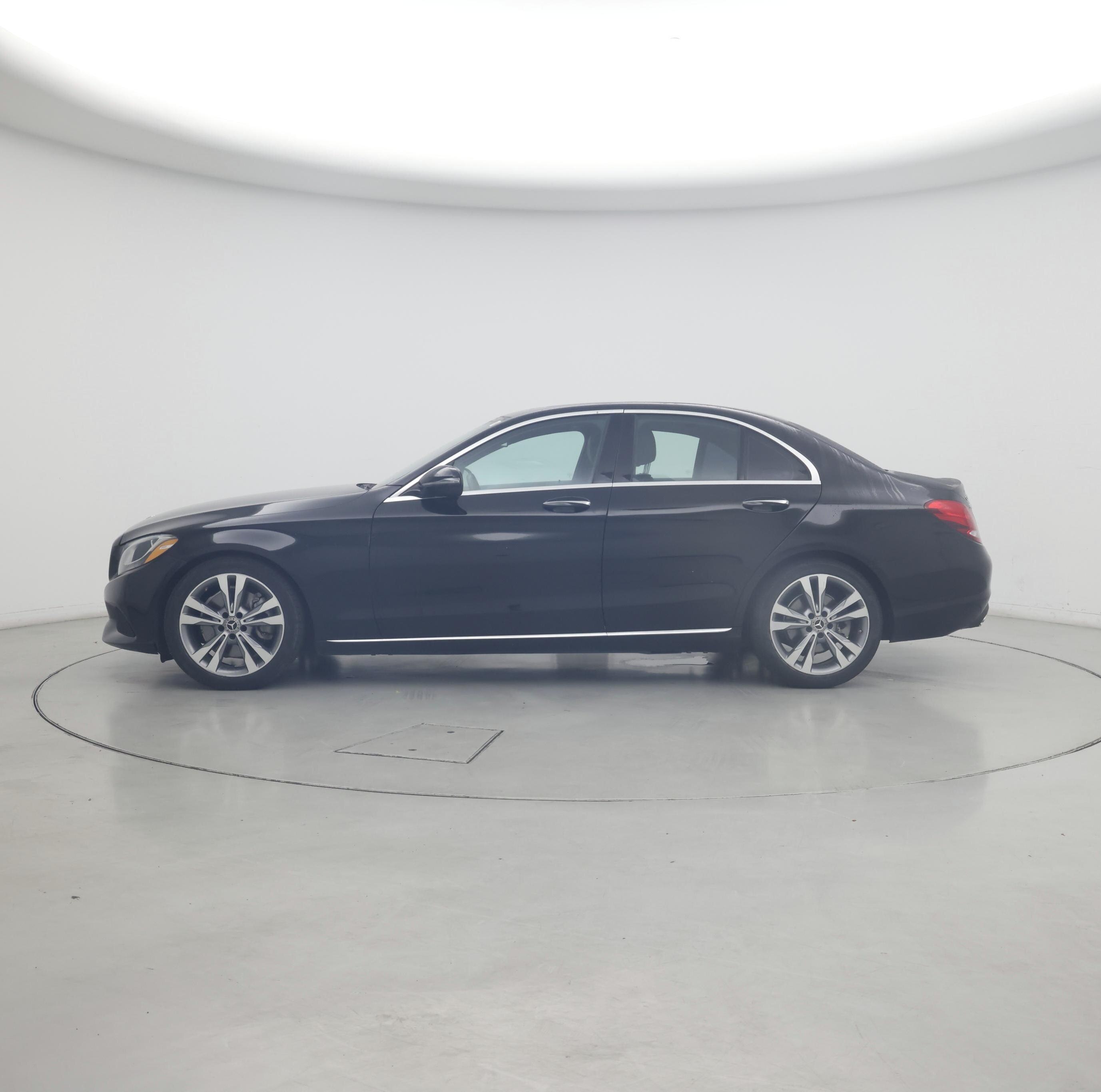 Thumbnail: 2018 Mercedes-Benz C-Class - 3