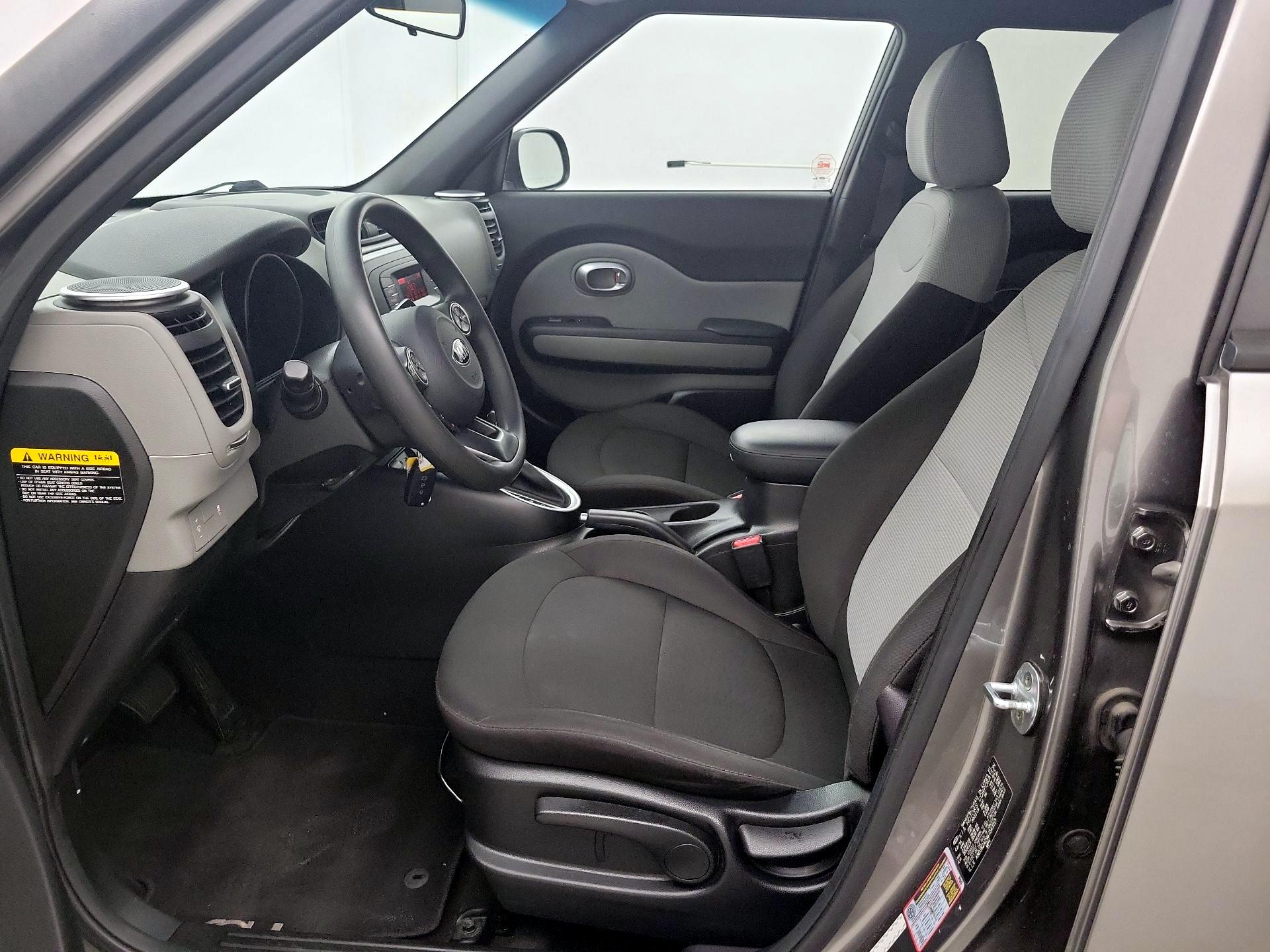 Thumbnail: 2016 Kia Soul - 11
