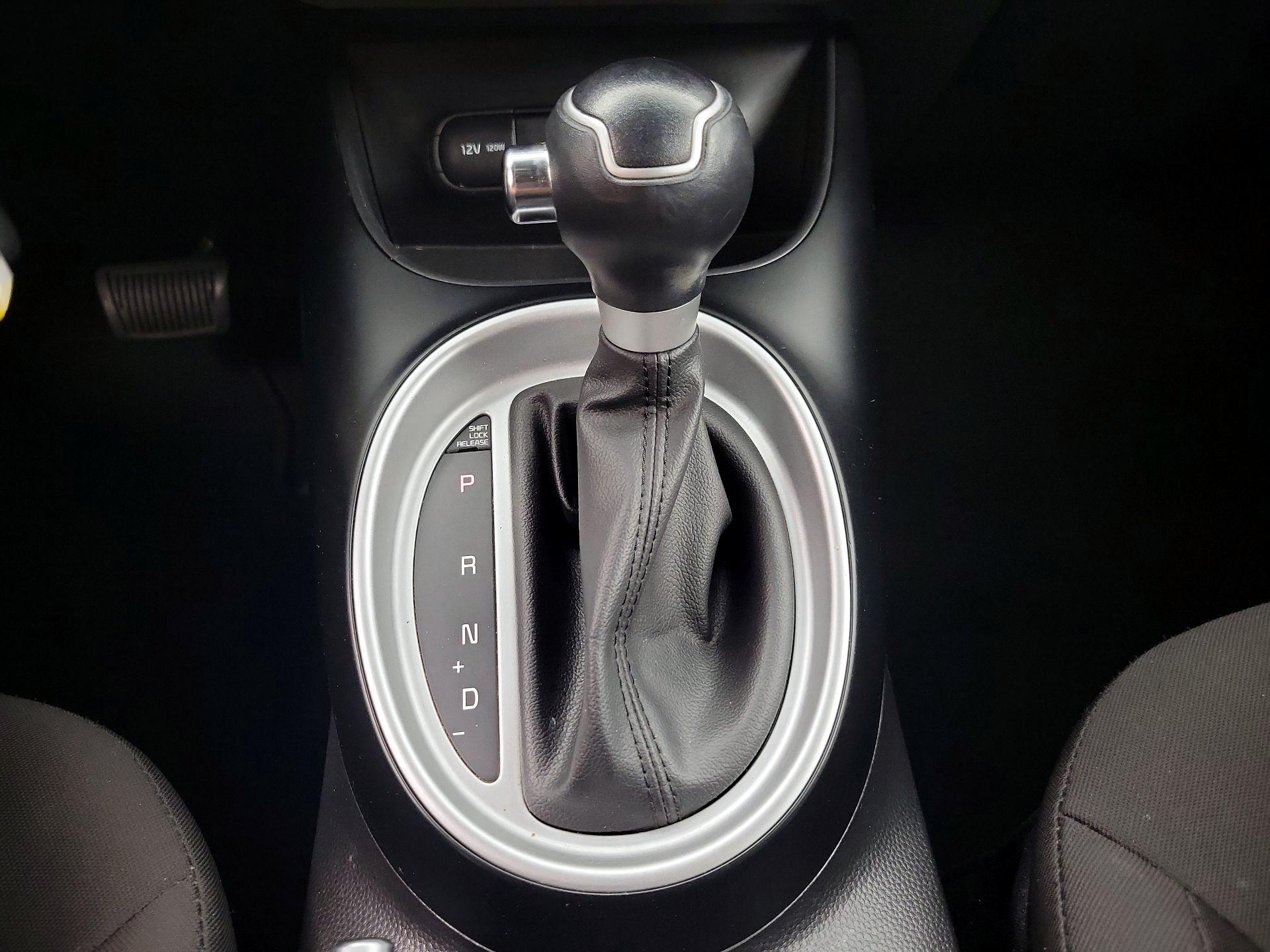 Thumbnail: 2016 Kia Soul - 16