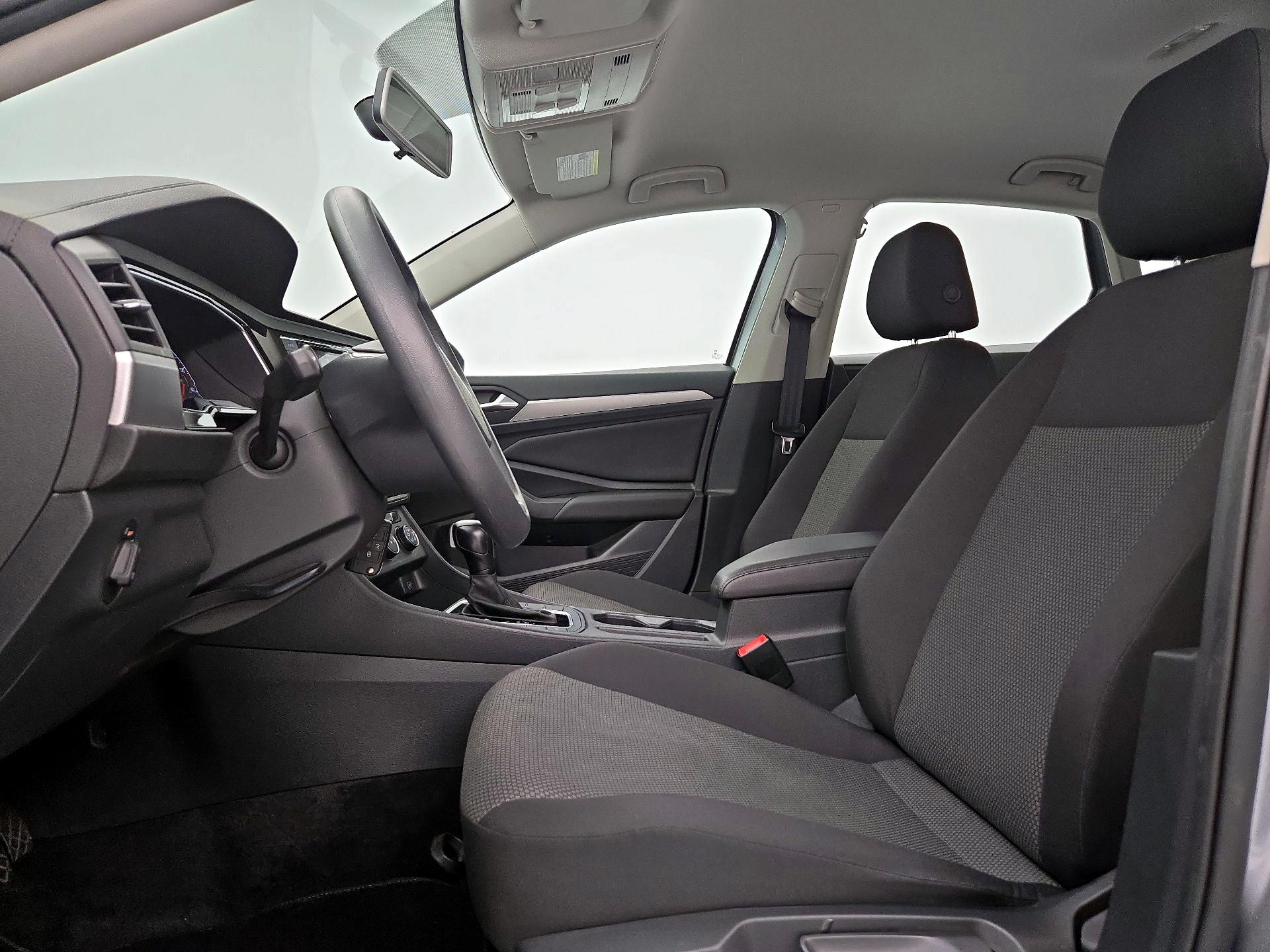 Thumbnail: 2019 Volkswagen Jetta - 11