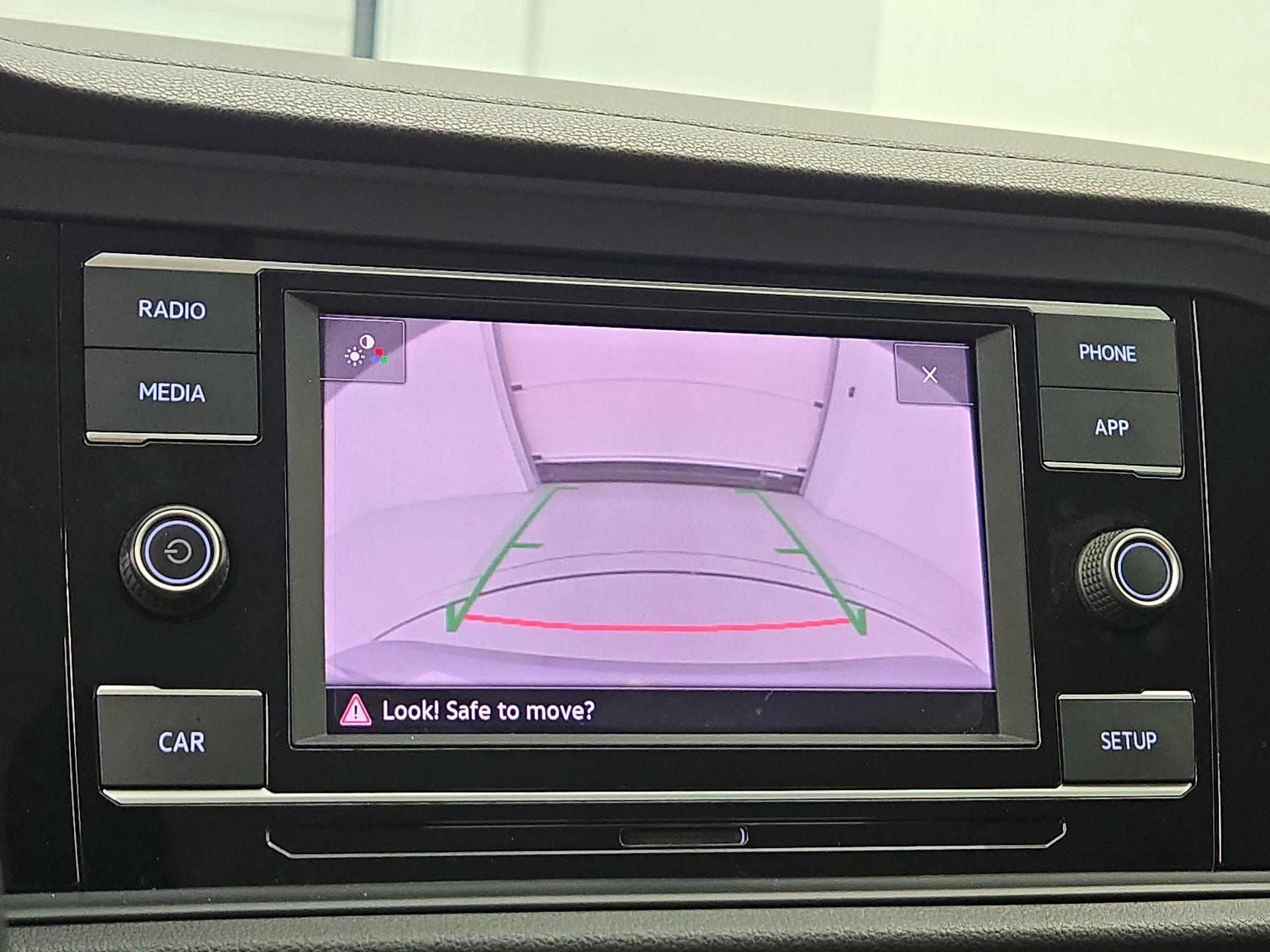Thumbnail: 2019 Volkswagen Jetta - 14