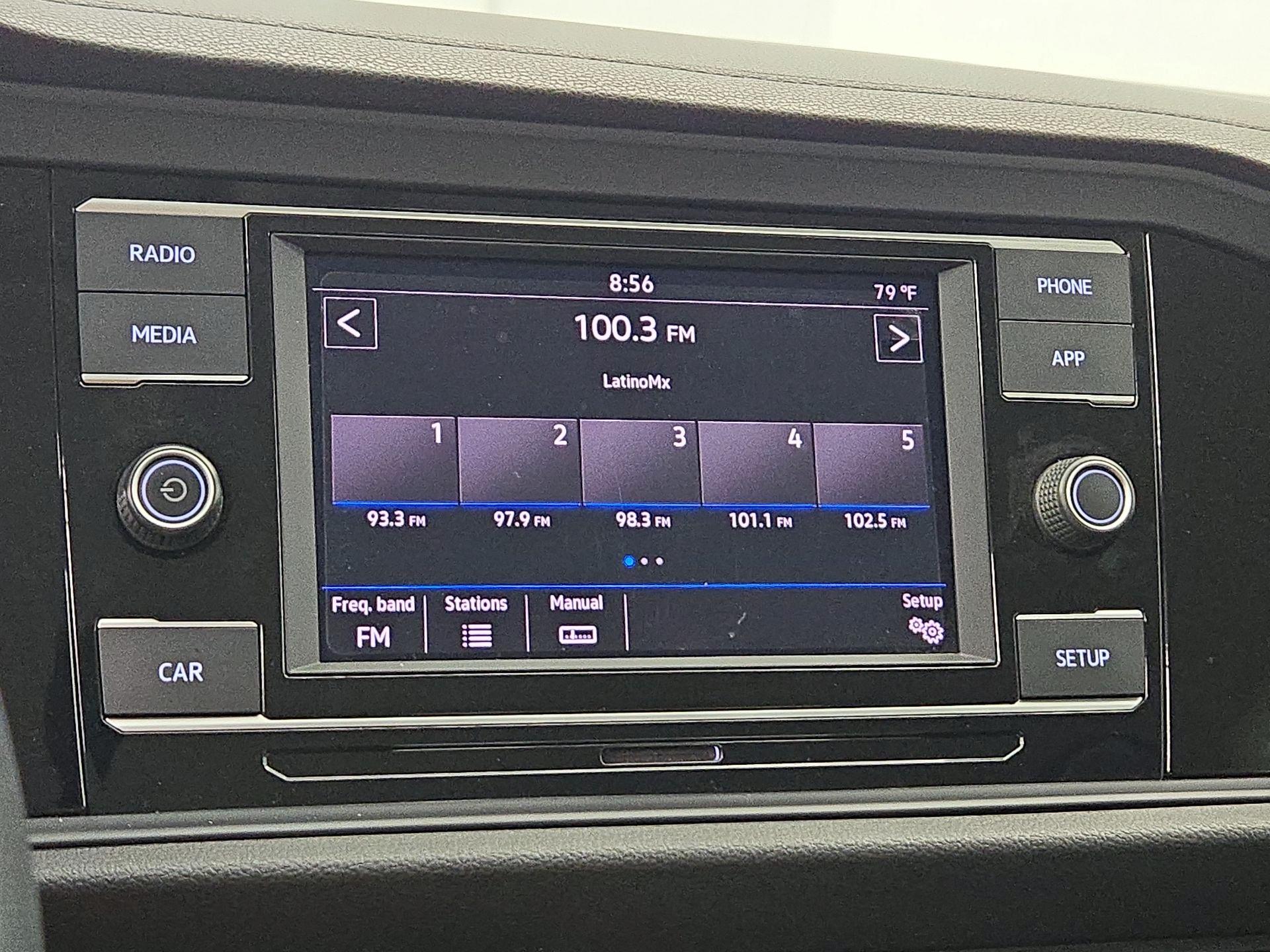Thumbnail: 2019 Volkswagen Jetta - 15