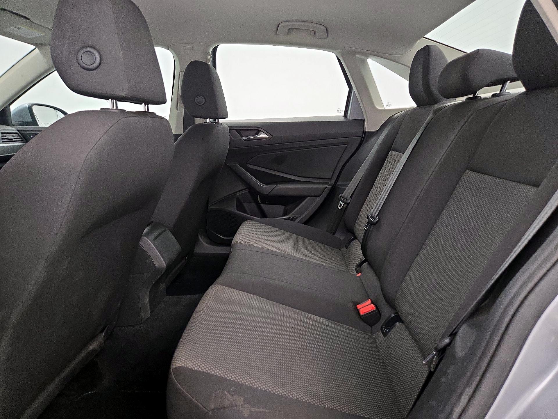 Thumbnail: 2019 Volkswagen Jetta - 19