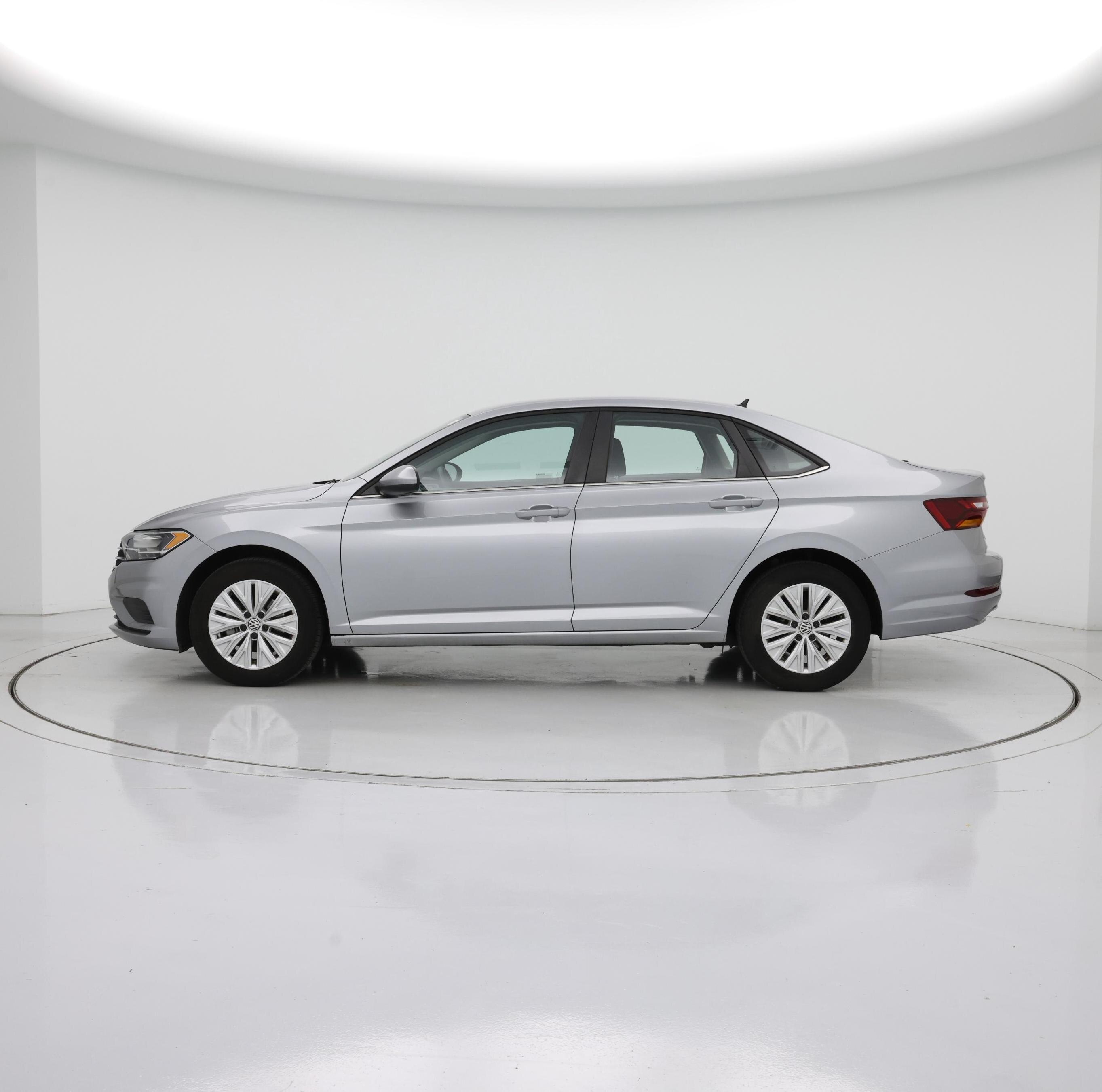 Thumbnail: 2019 Volkswagen Jetta - 3