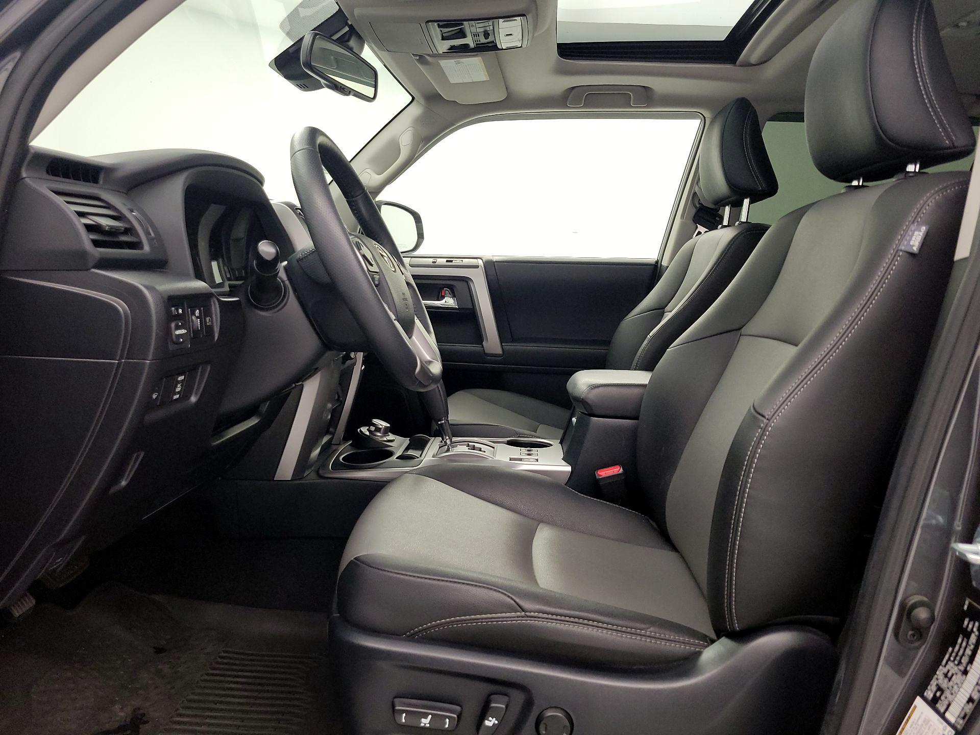 Thumbnail: 2020 Toyota 4Runner - 11