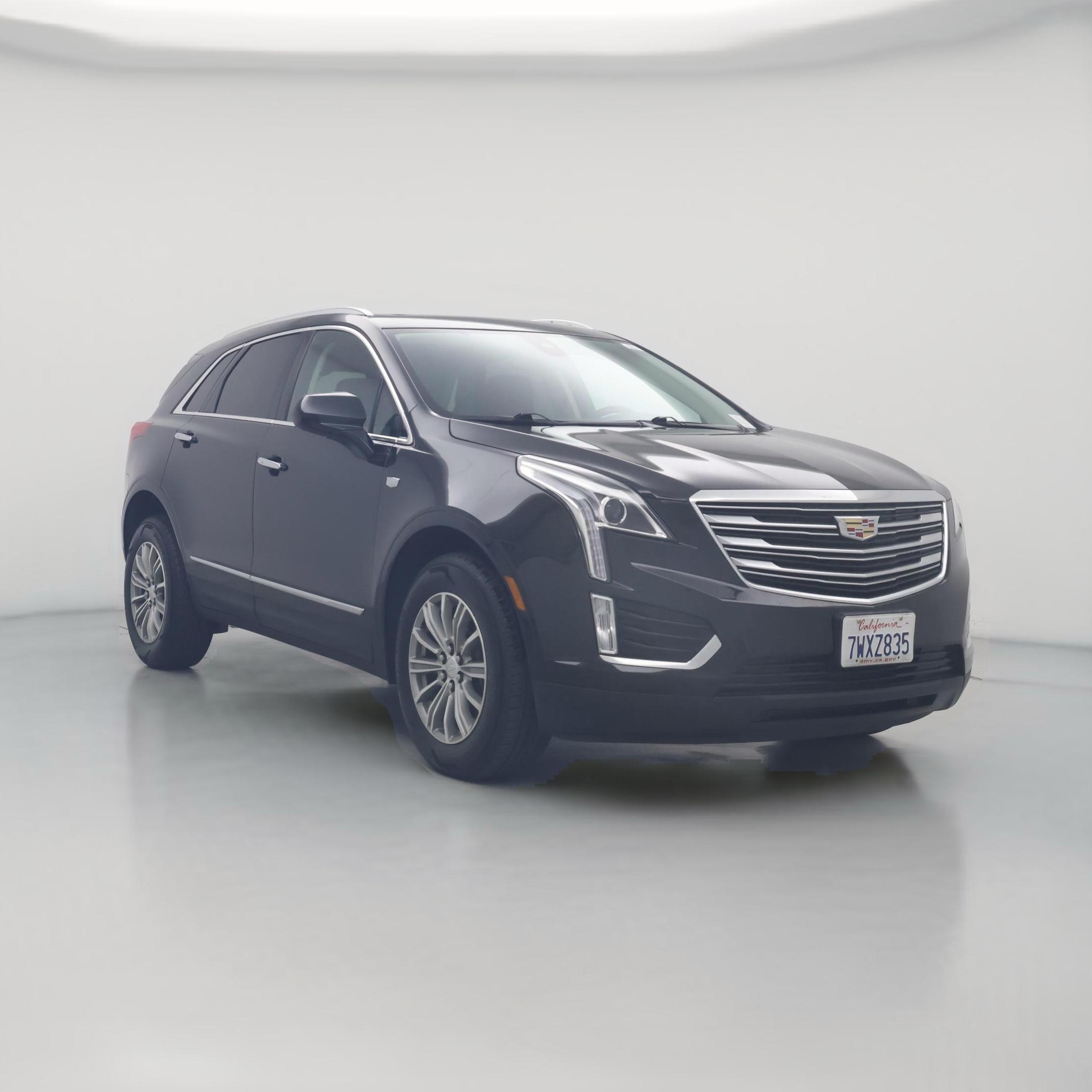 Thumbnail: 2017 Cadillac XT5 - 1