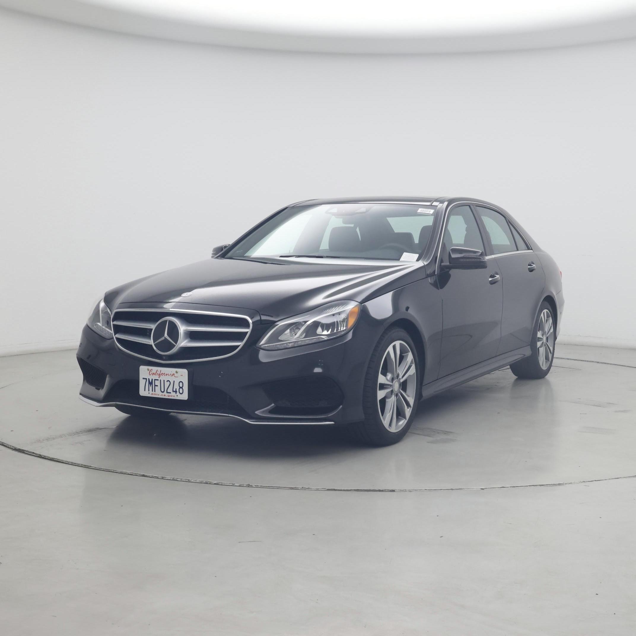 Thumbnail: 2016 Mercedes-Benz E-Class - 4