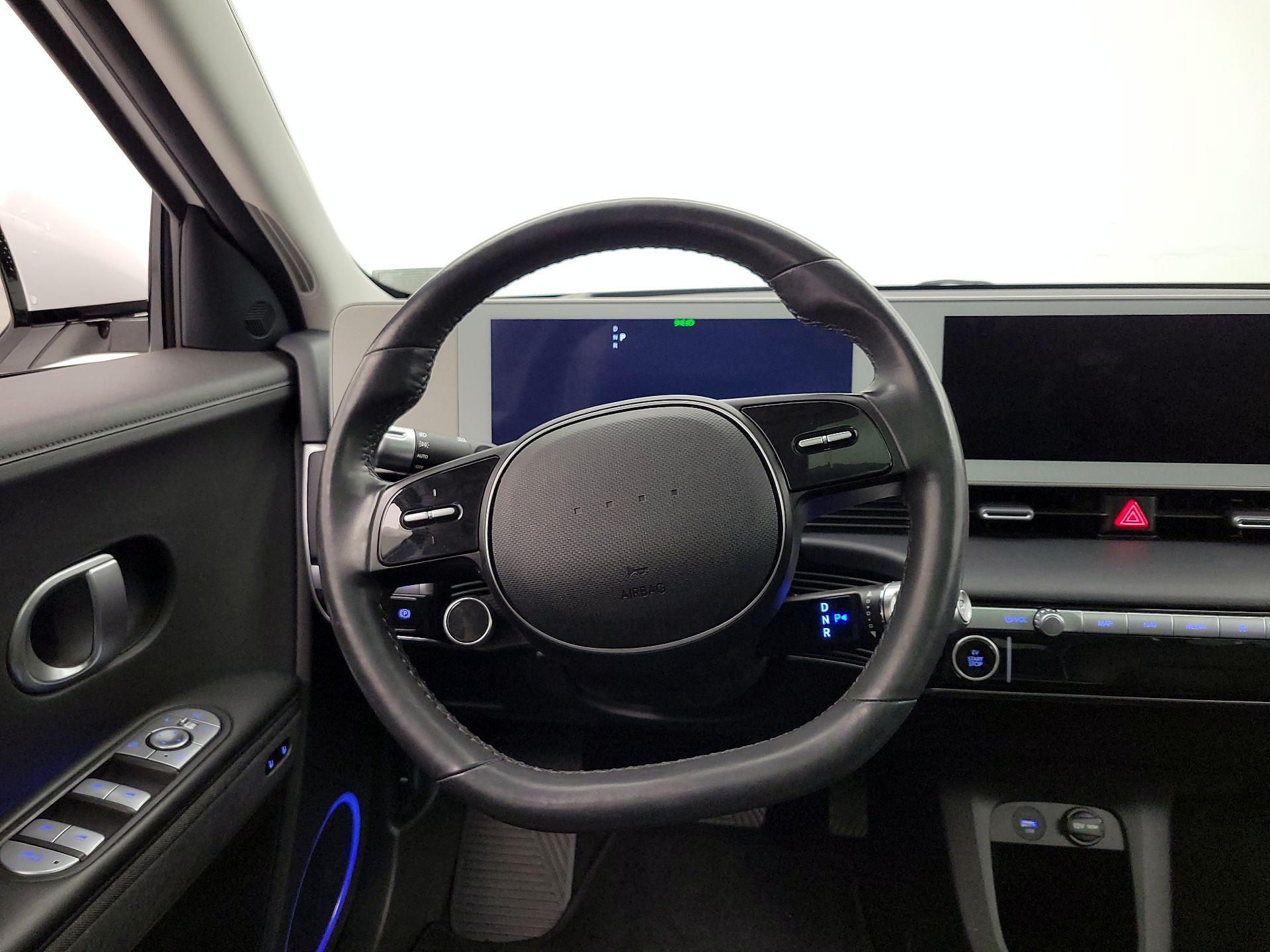 Thumbnail: 2023 Hyundai Ioniq 5 - 10