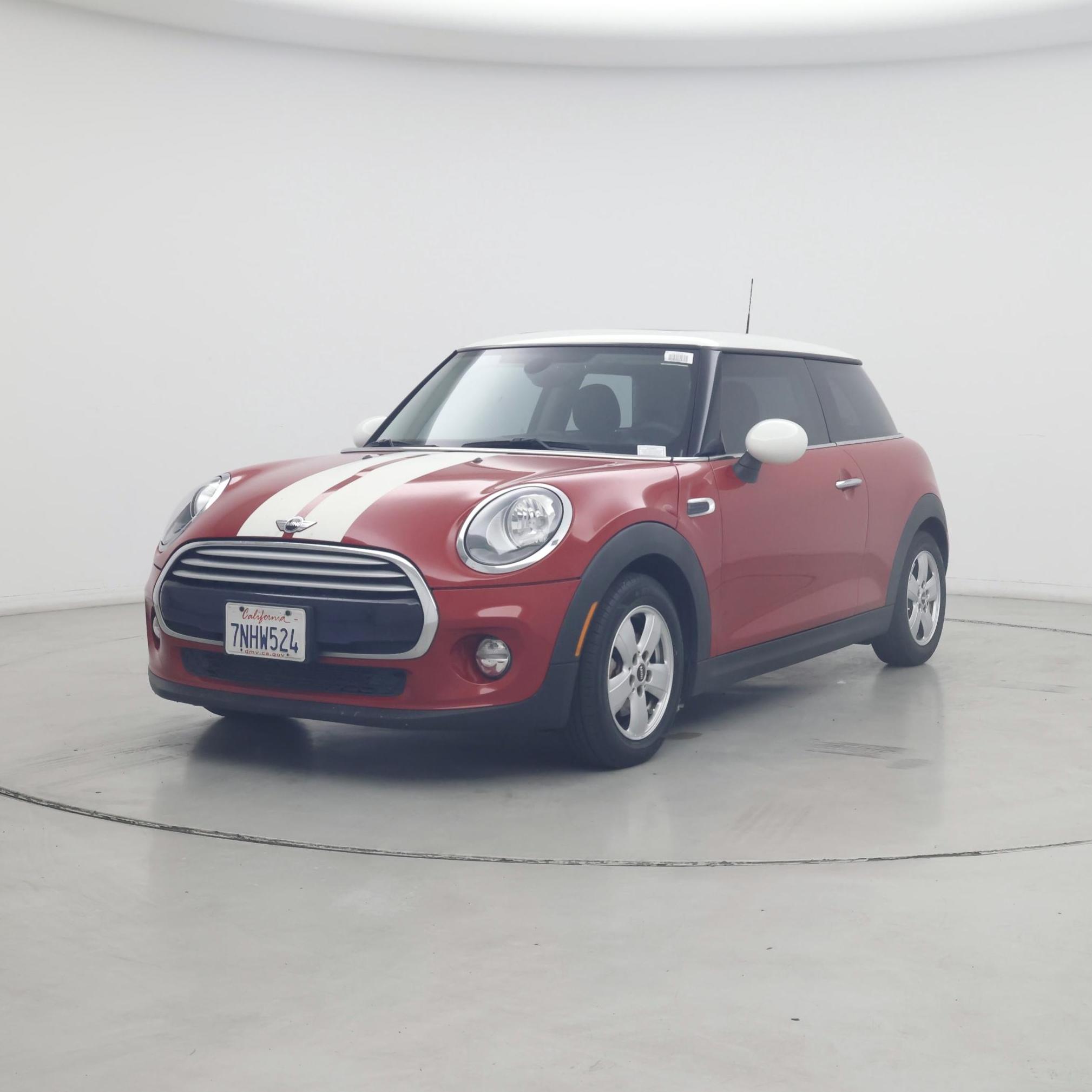 Thumbnail: 2015 MINI Cooper Hardtop - 4