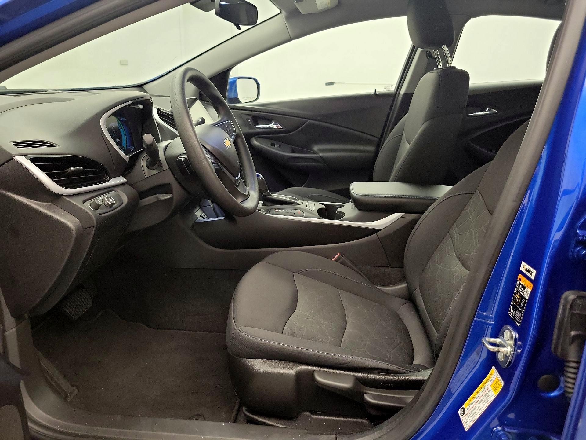 Thumbnail: 2018 Chevrolet Volt - 11