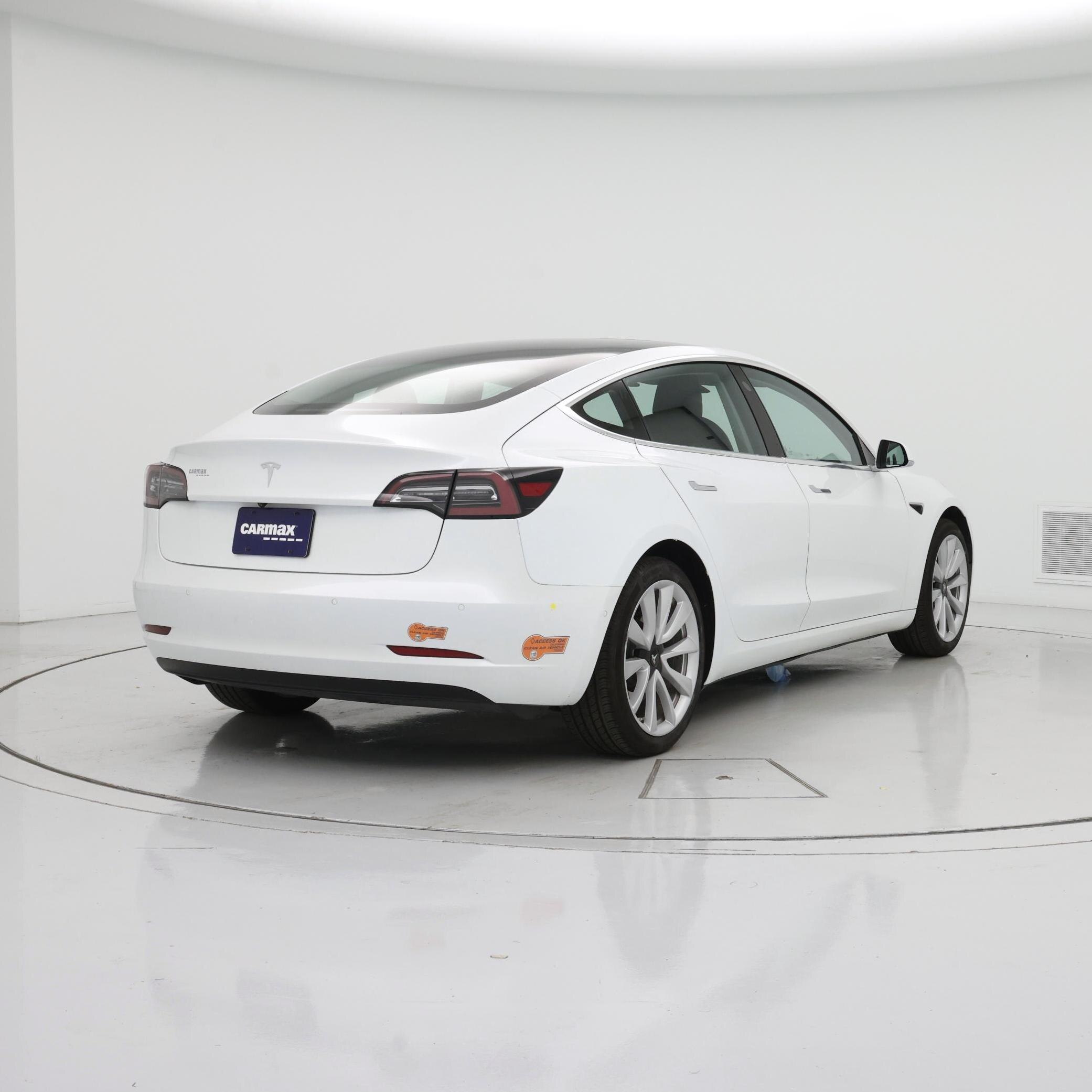 Thumbnail: 2020 Tesla Model 3 - 8